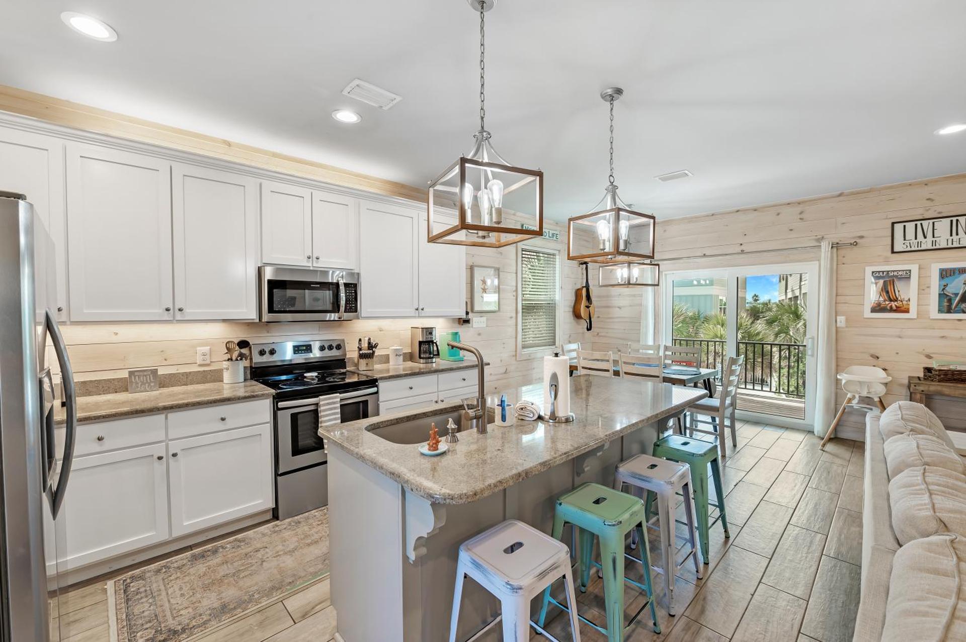 Kitchen or kitchenette