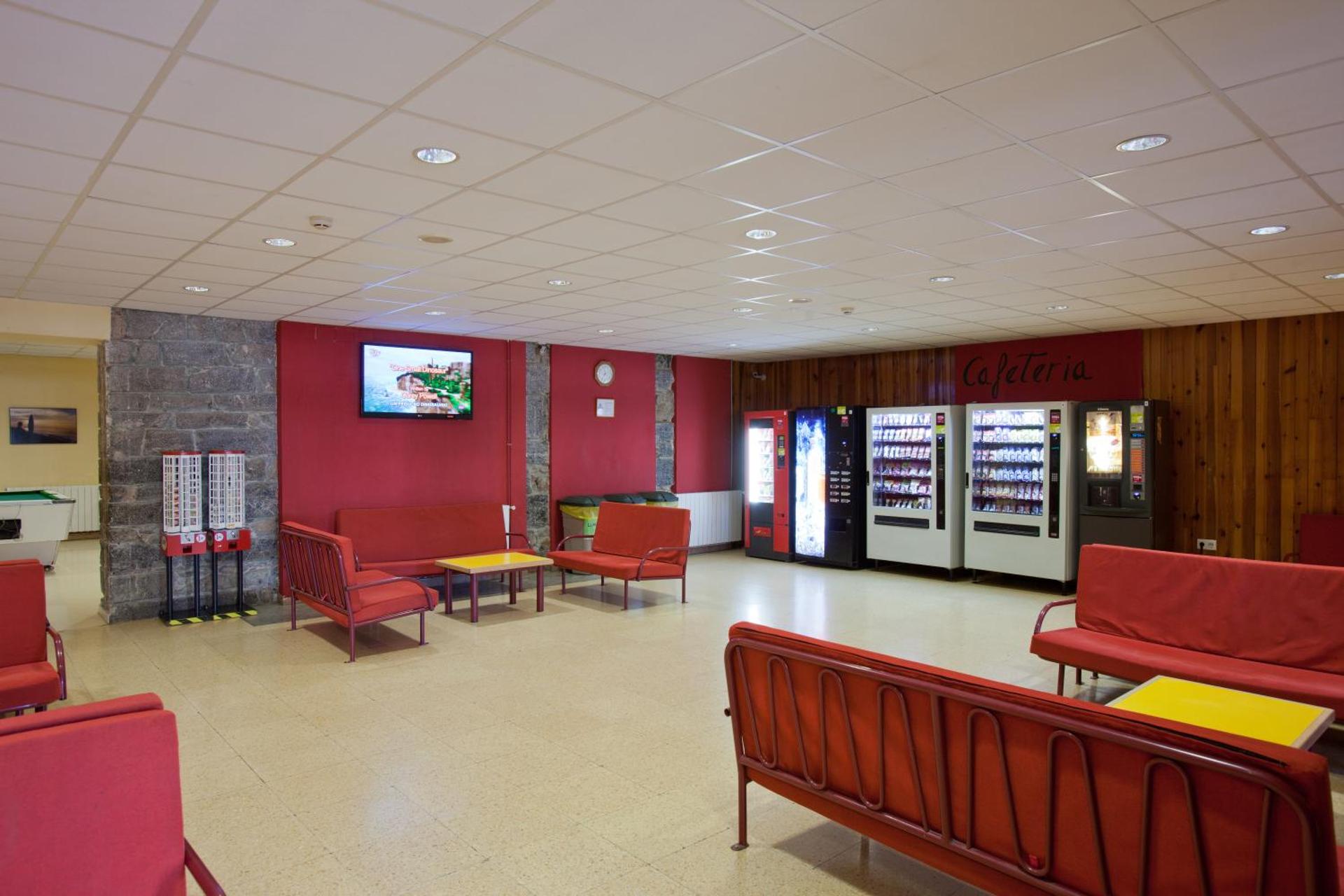 Communal lounge/ TV room