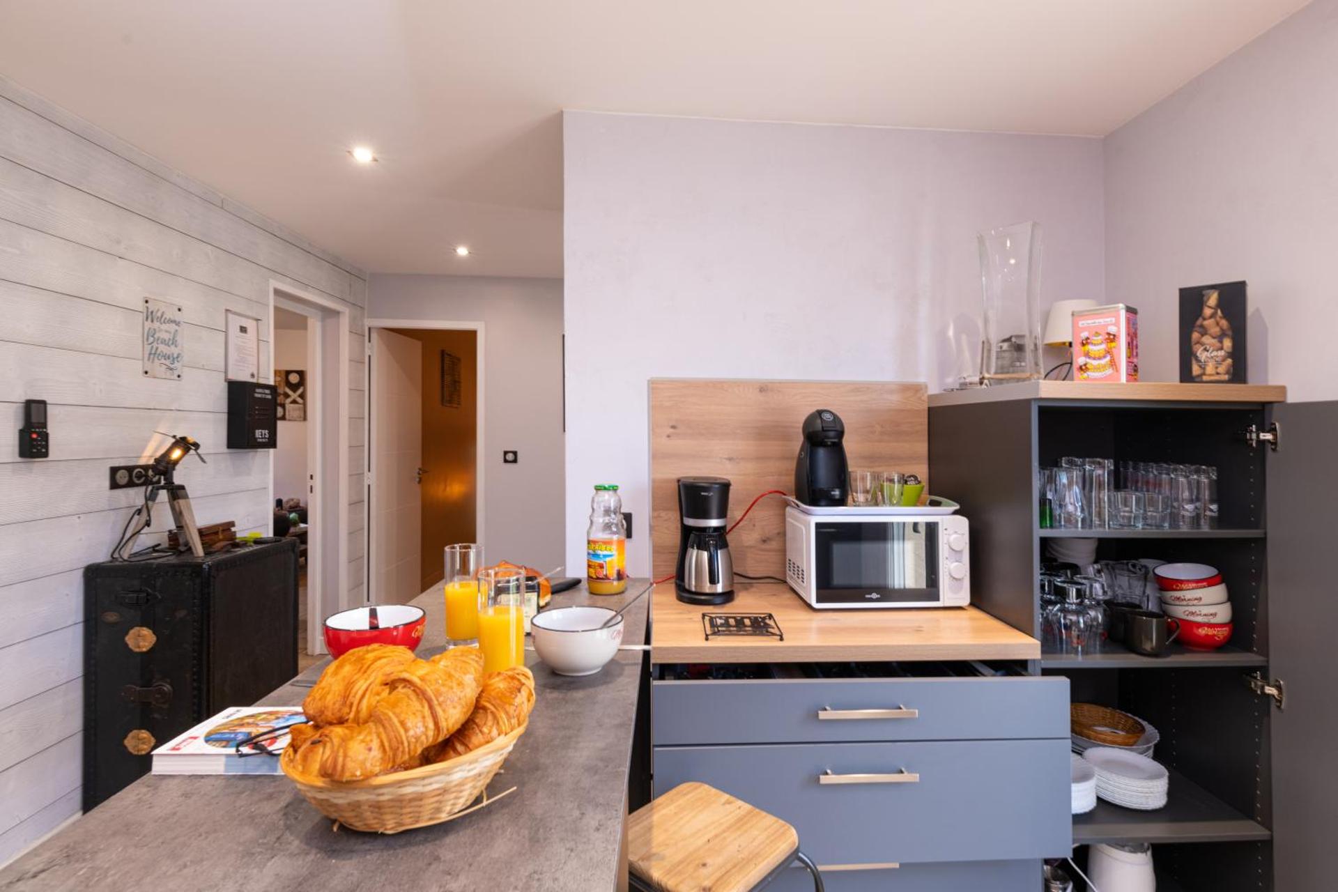 Coffee/tea facilities