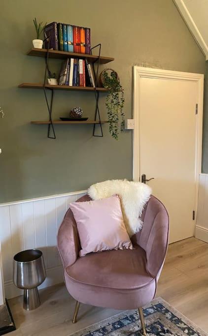 The Old Thatch, Lemybrien