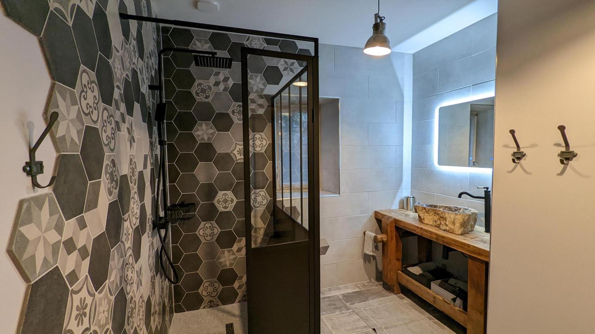 Double Room with Shower