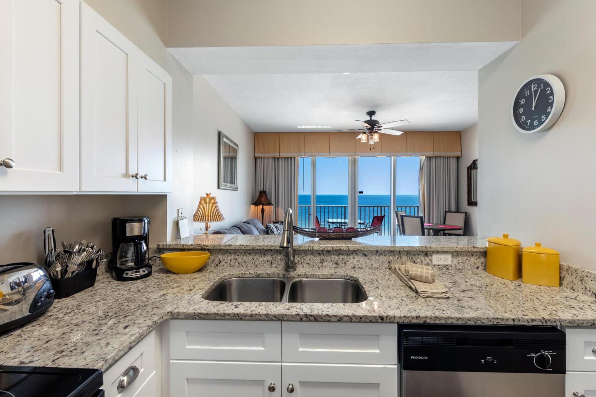 Windemere 904 Pool Side Cabana Included!