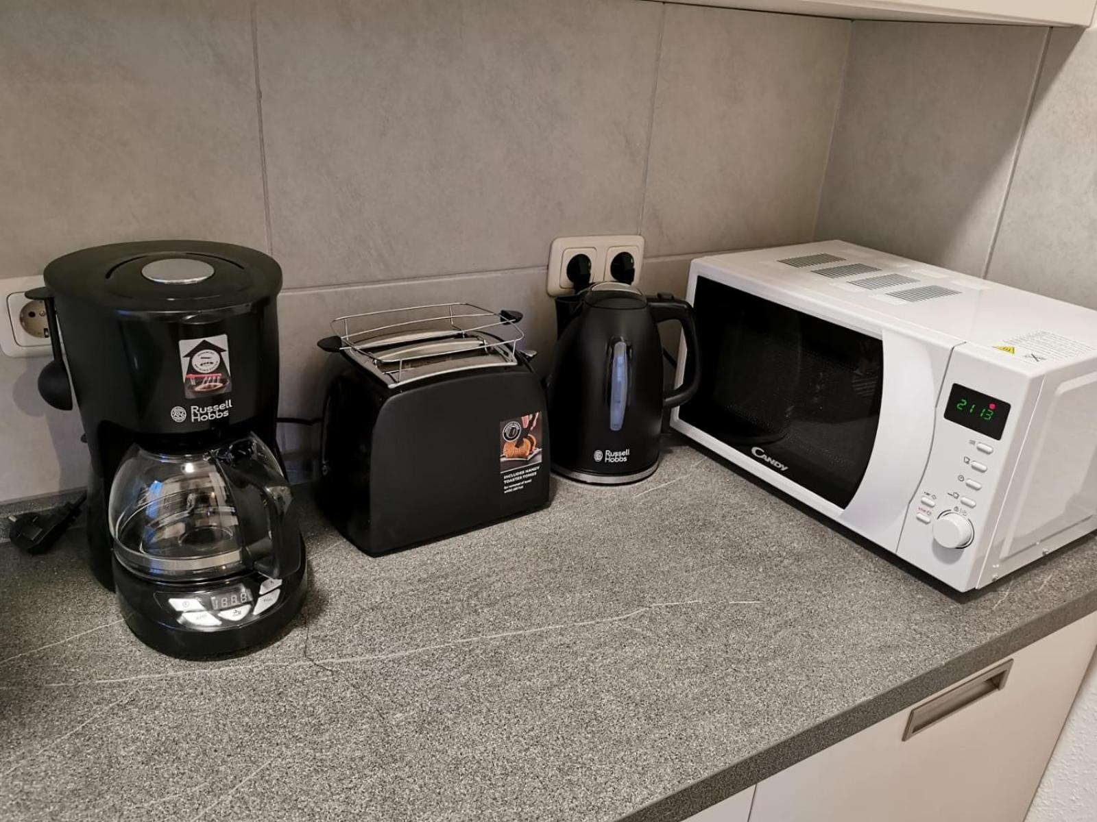 Coffee/tea facilities