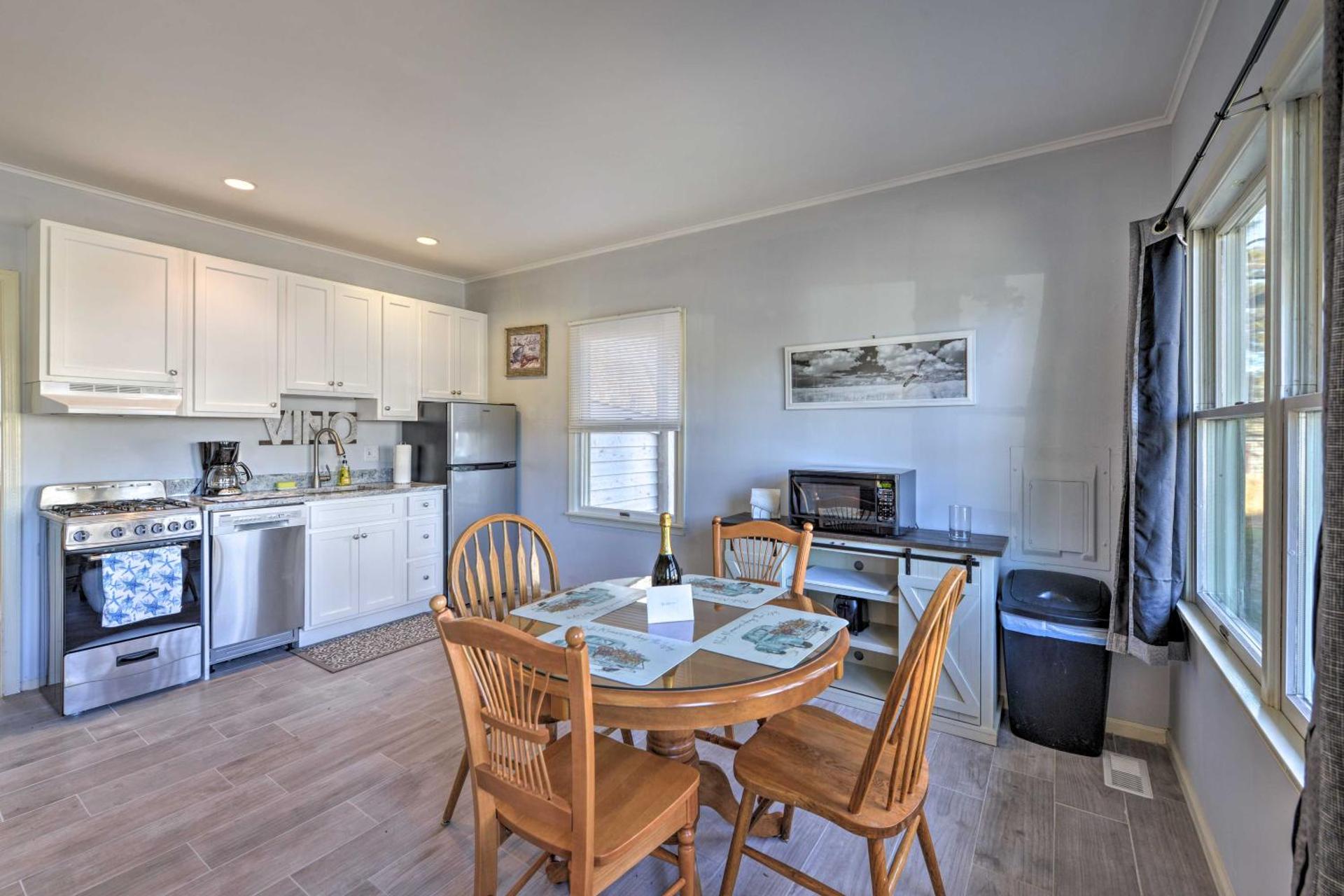 Serene West Cape May Getaway Walk to Beach!