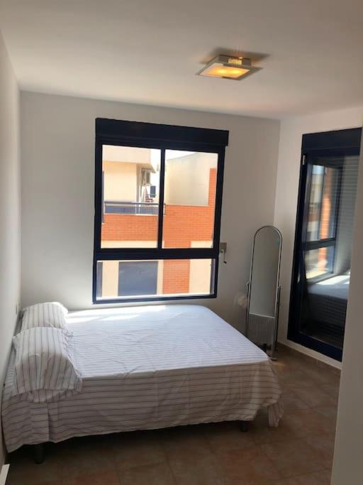 Adosado, wifi, playa, lugar espacioso, vacacional