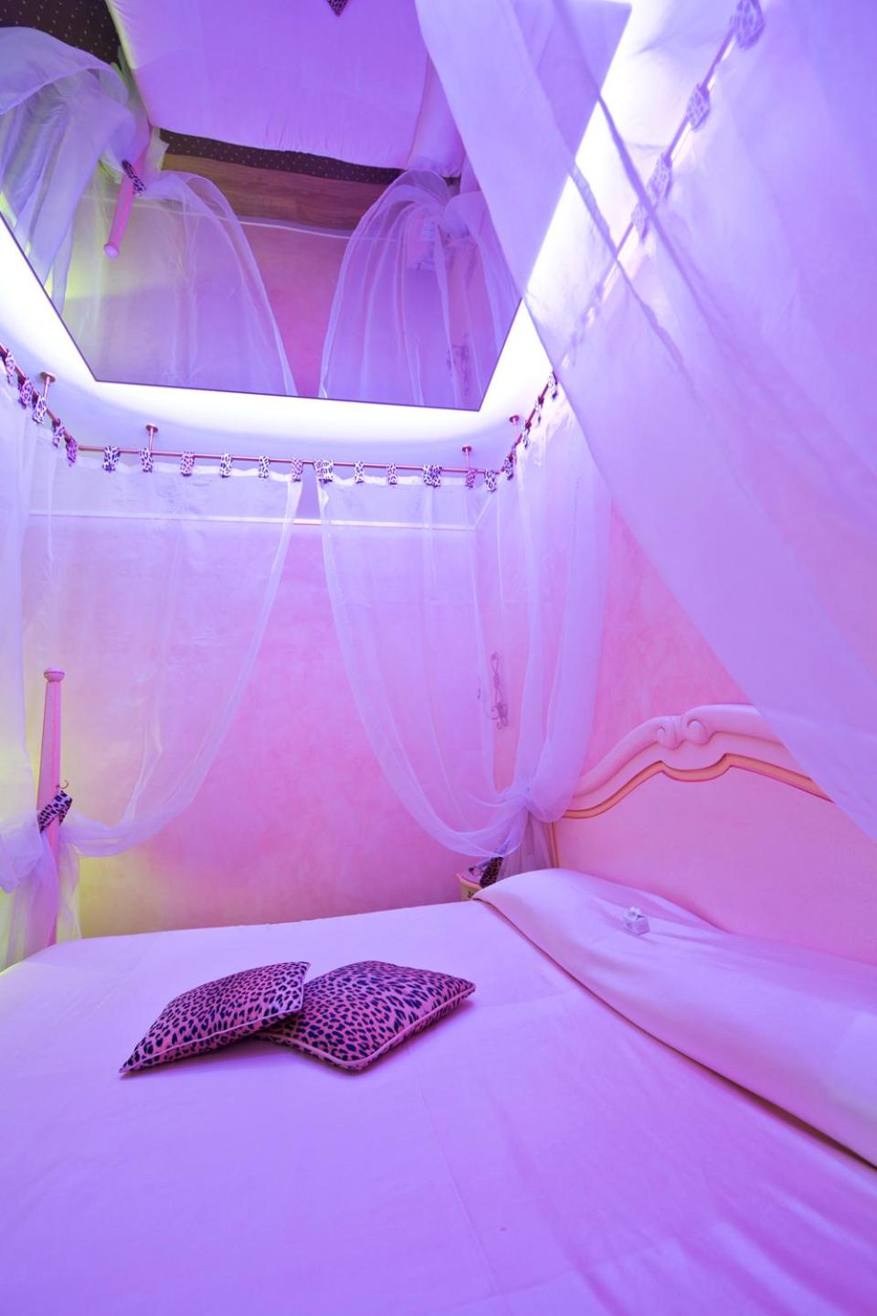 Vip's Motel Luxury Accommodation & Spa