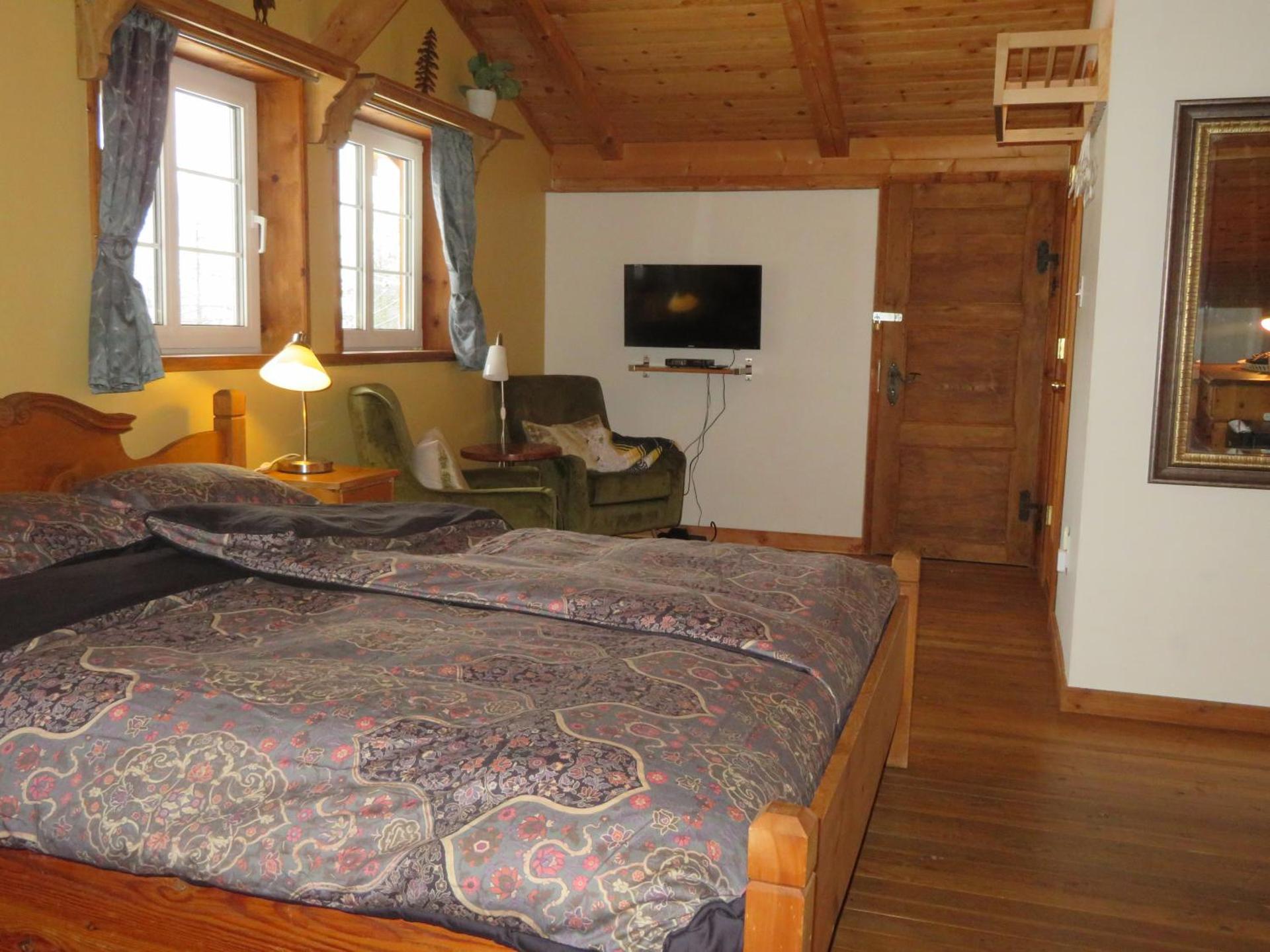 Alpenglow Bed and Breakfast