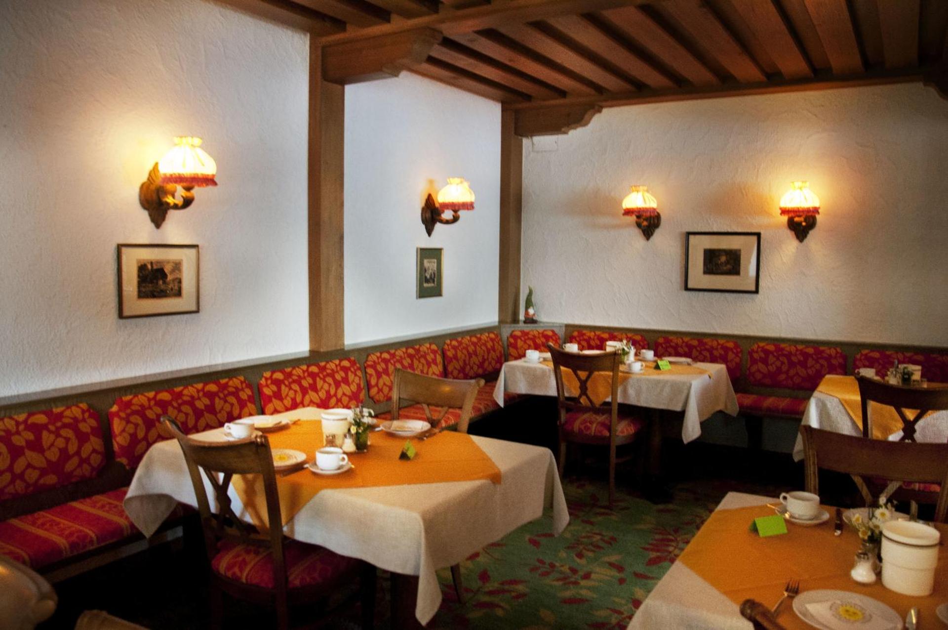 Restaurant/places to eat