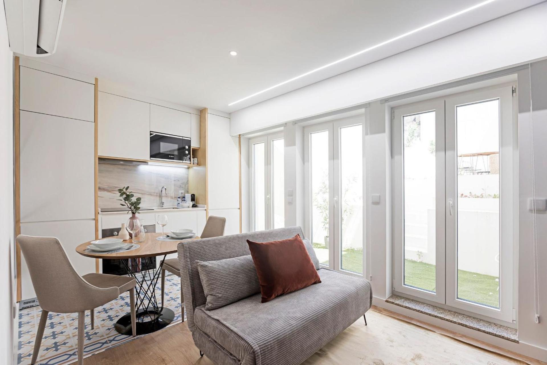 Urban House by LovelyStay