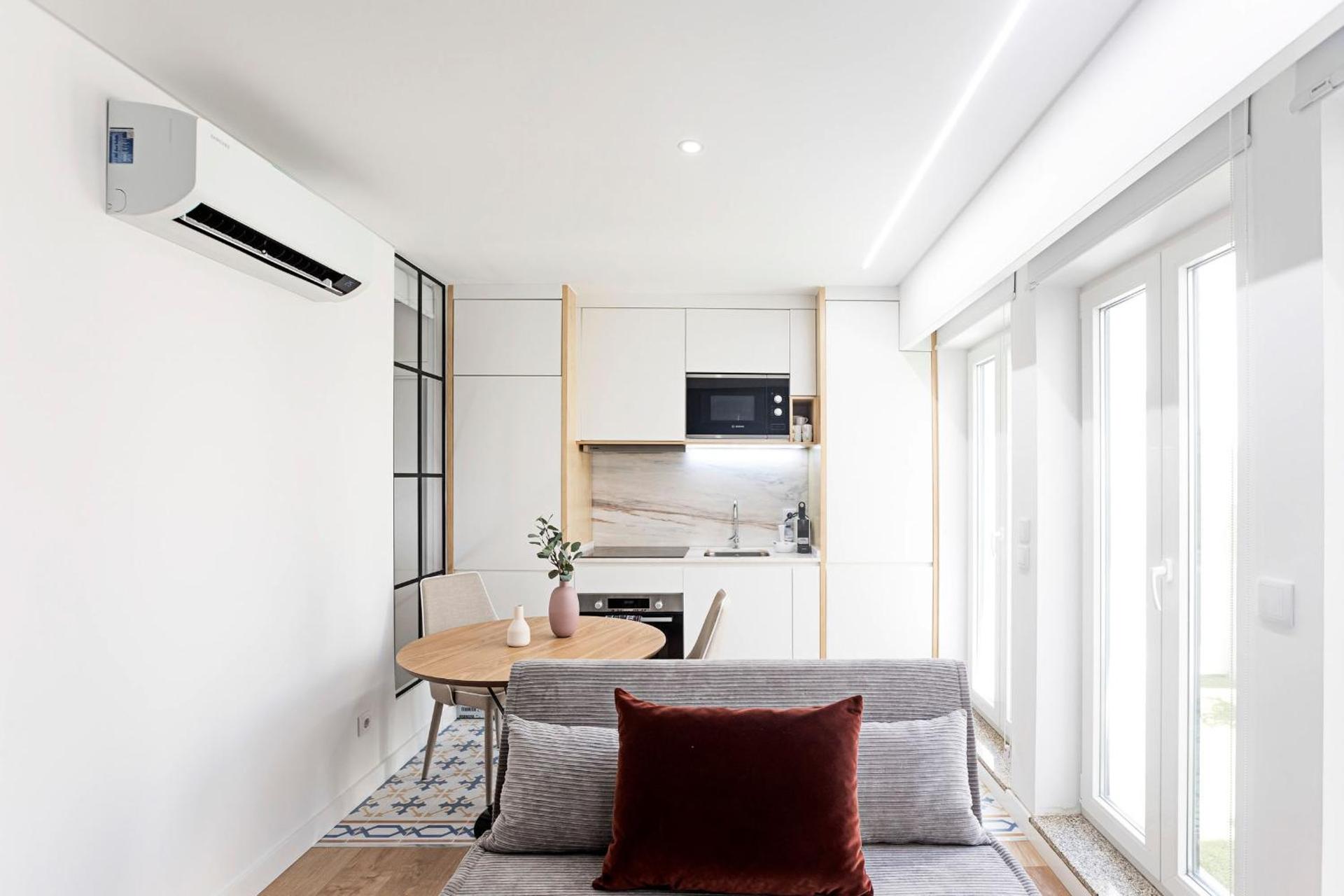 Urban House by LovelyStay