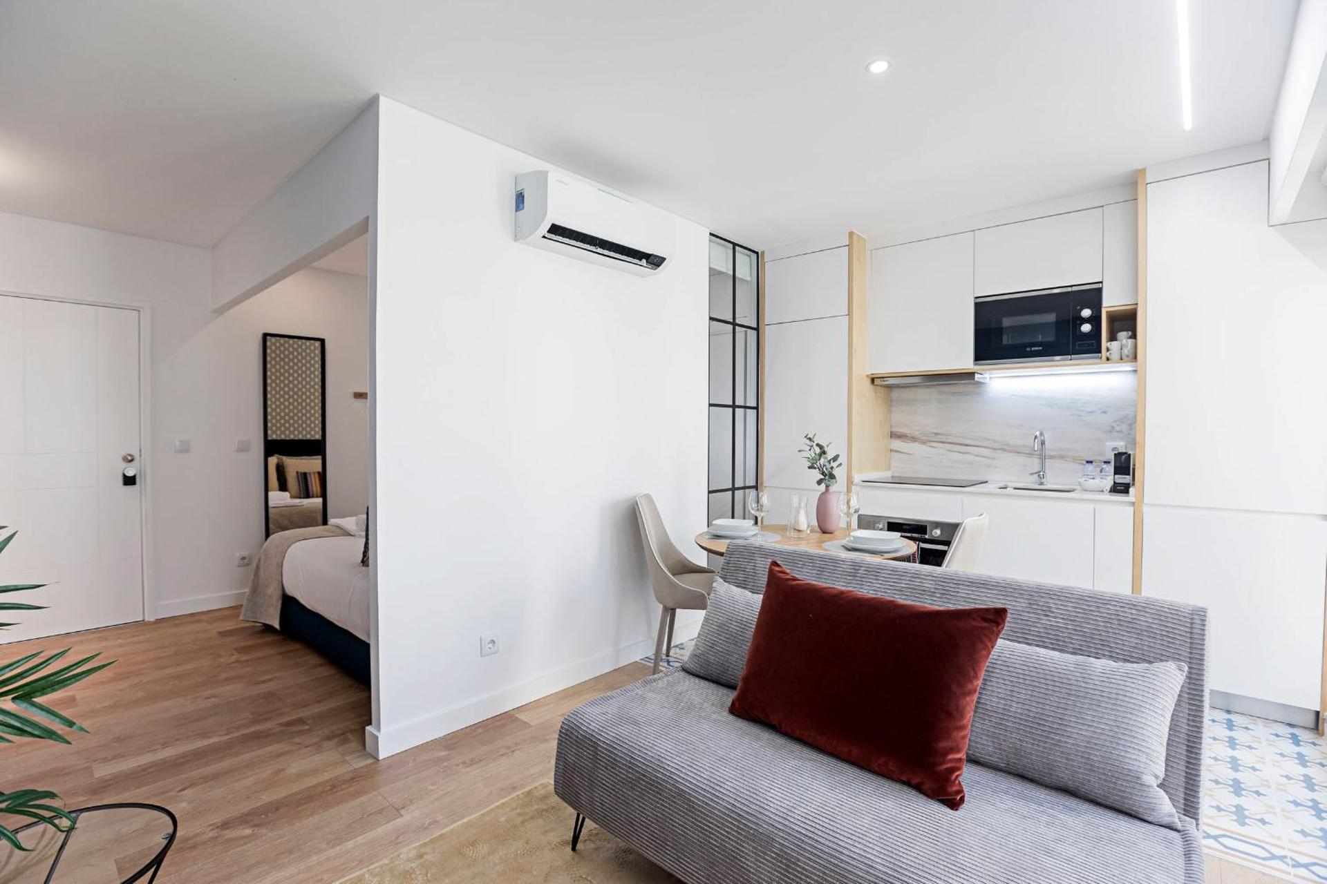 Urban House by LovelyStay