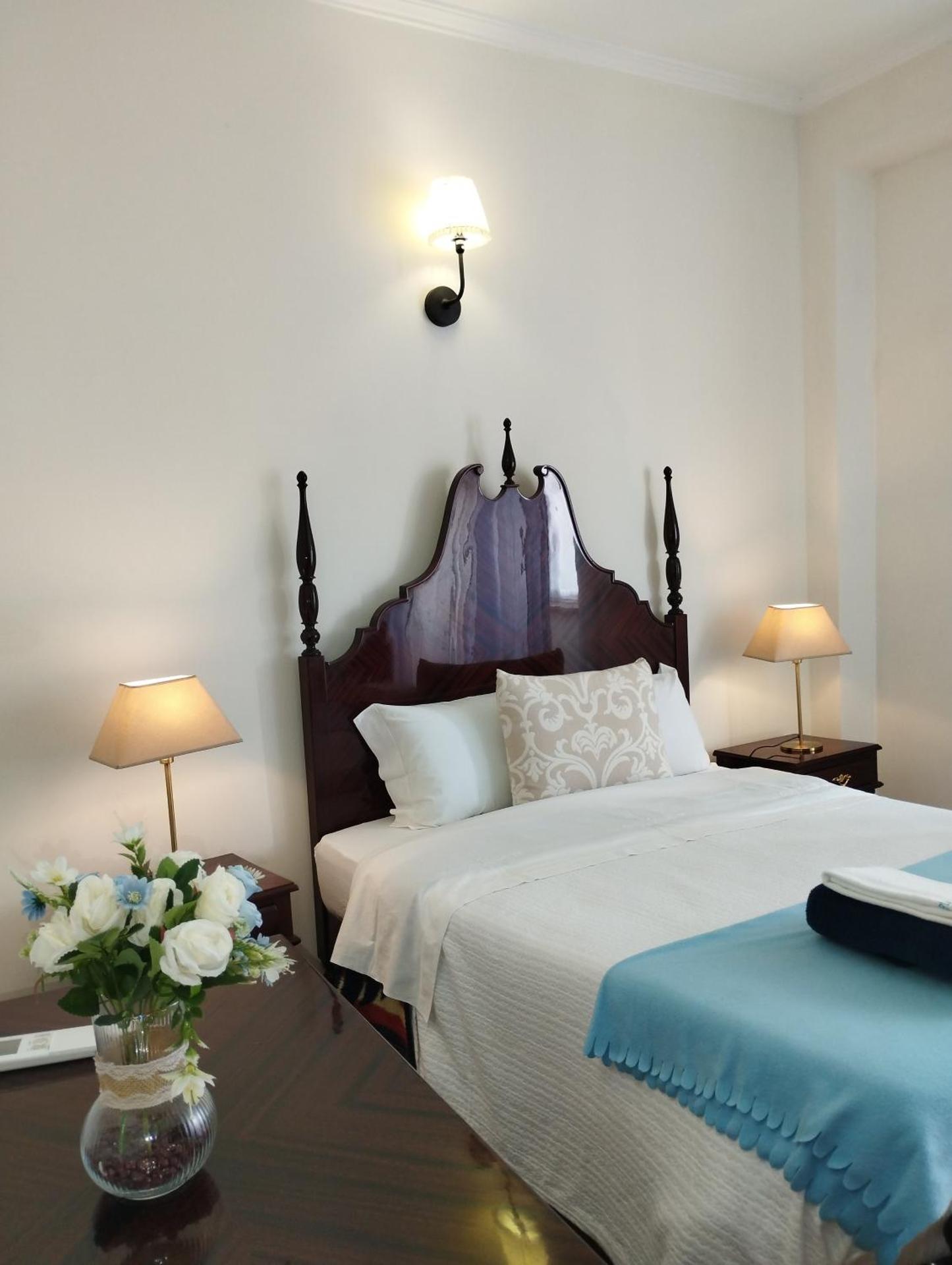 Double Room with Mountain View