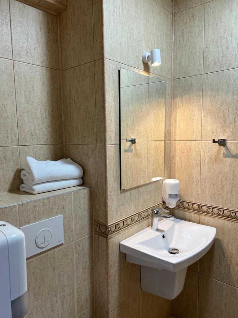 Family Room with Shower