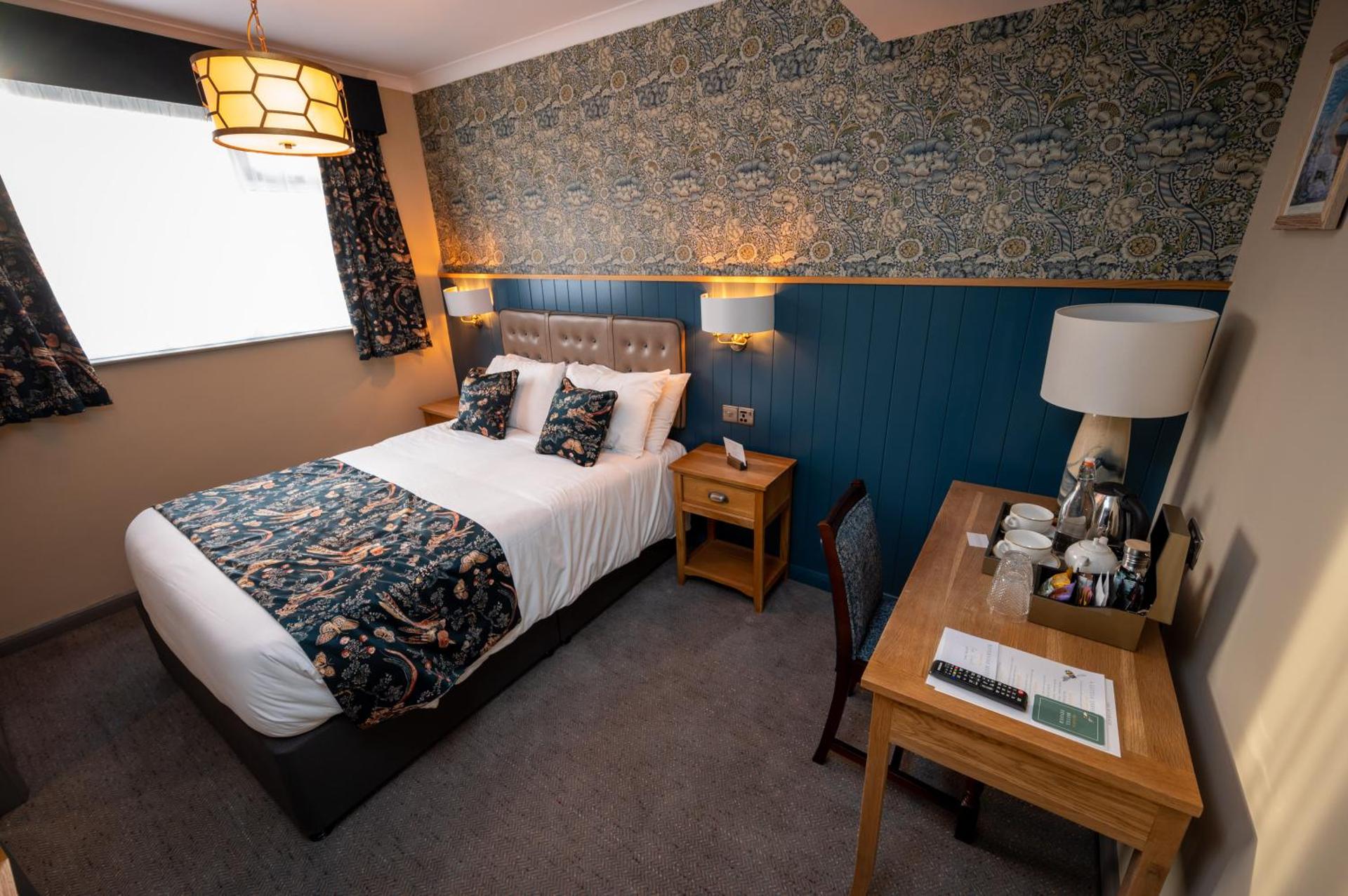 Riverside Hotel by Chef & Brewer Collection