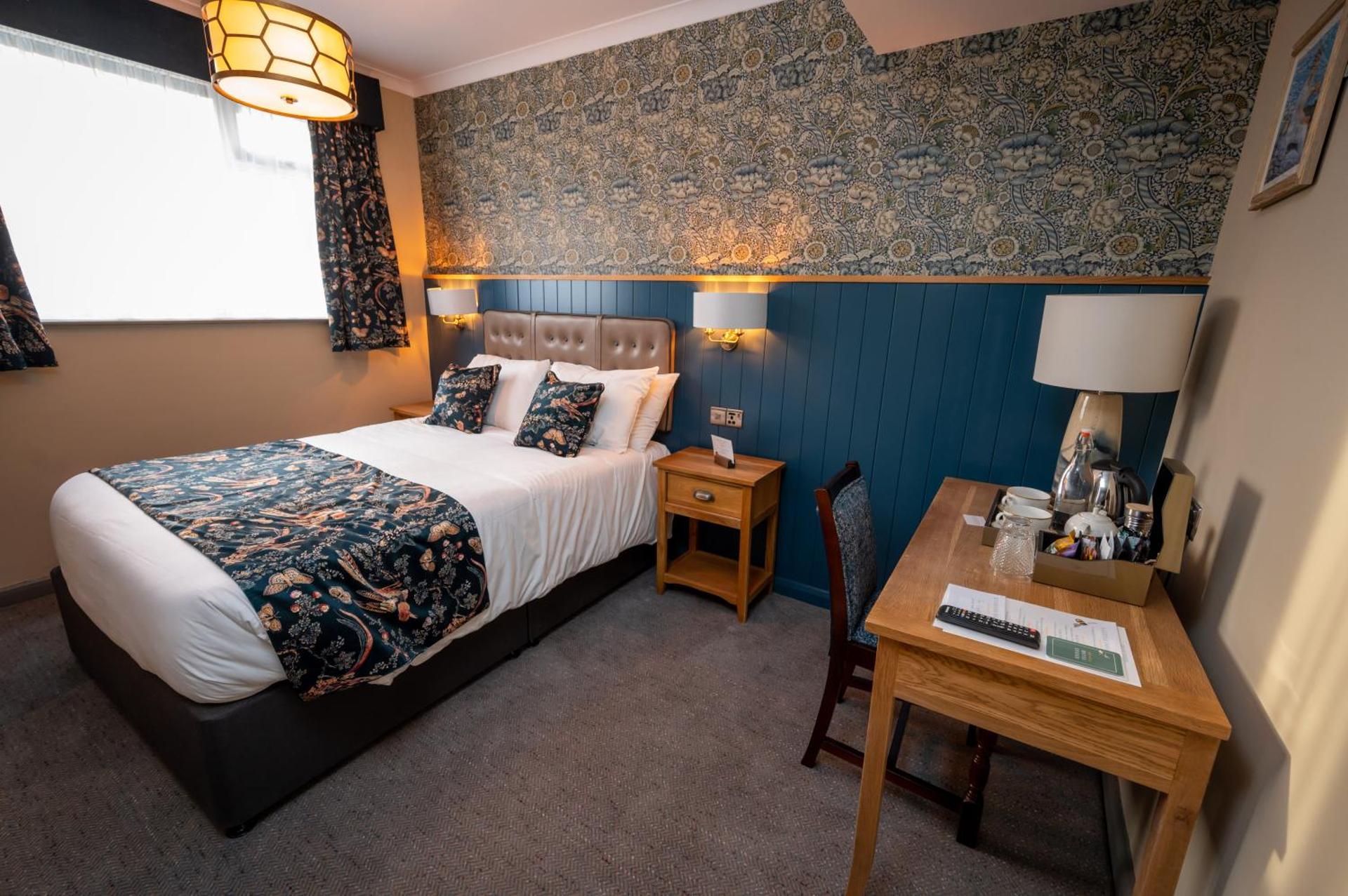 Riverside Hotel by Chef & Brewer Collection