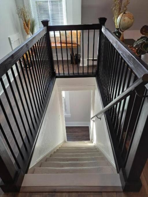 Saco Riverside Apt Modern & Cozy 3 bedroom 3rd flr