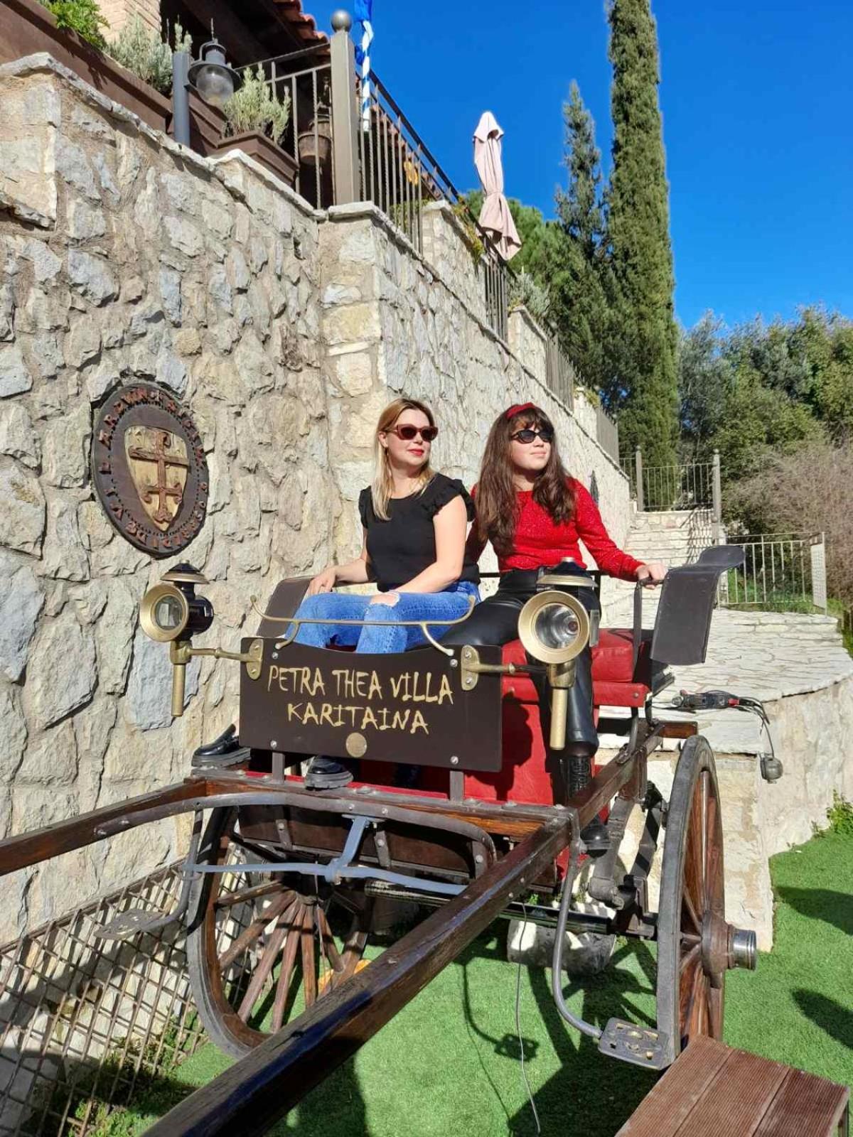 Petra Thea Villa Karitaina