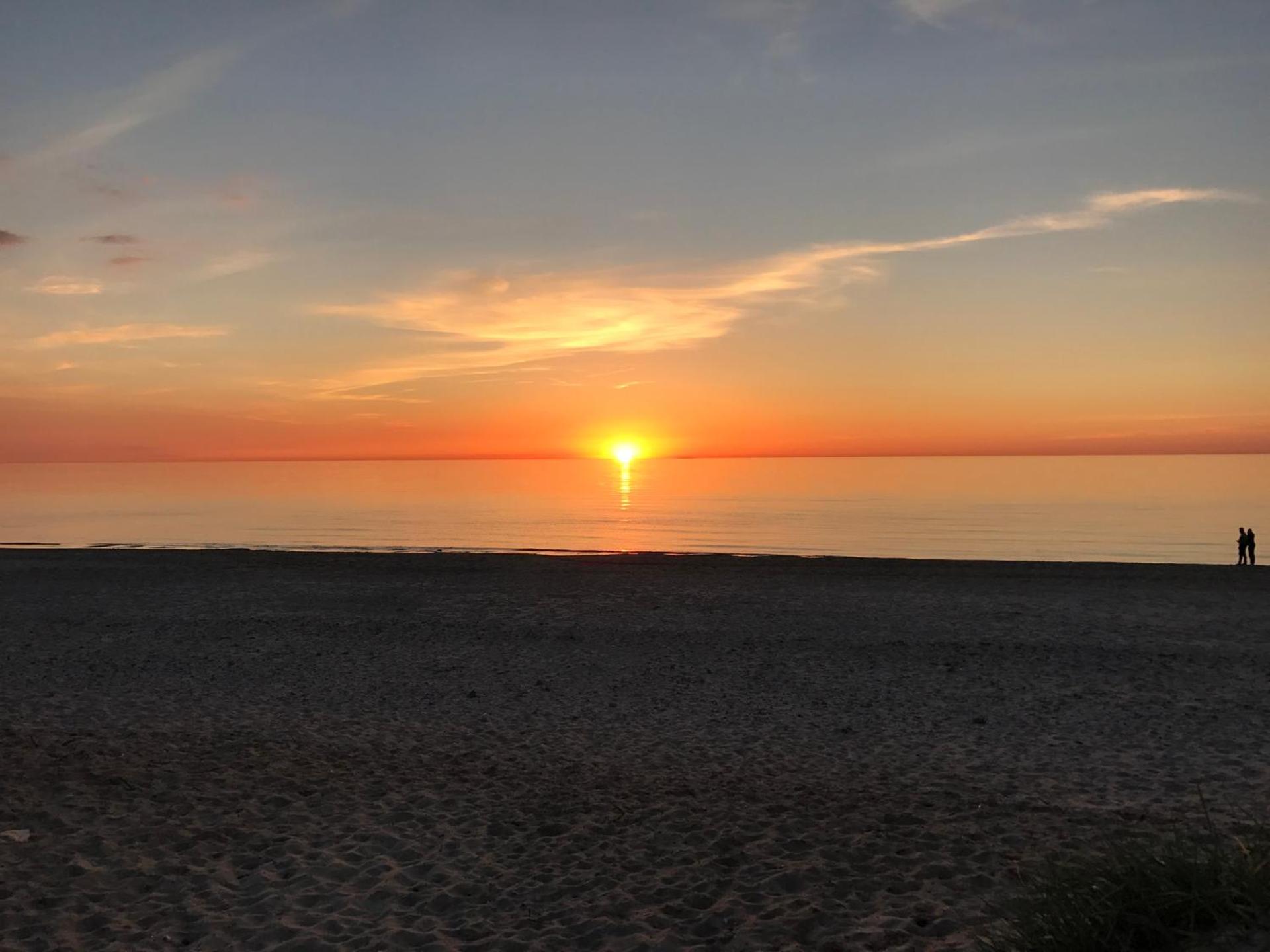 Cozy one bedroom apartment near the sea
