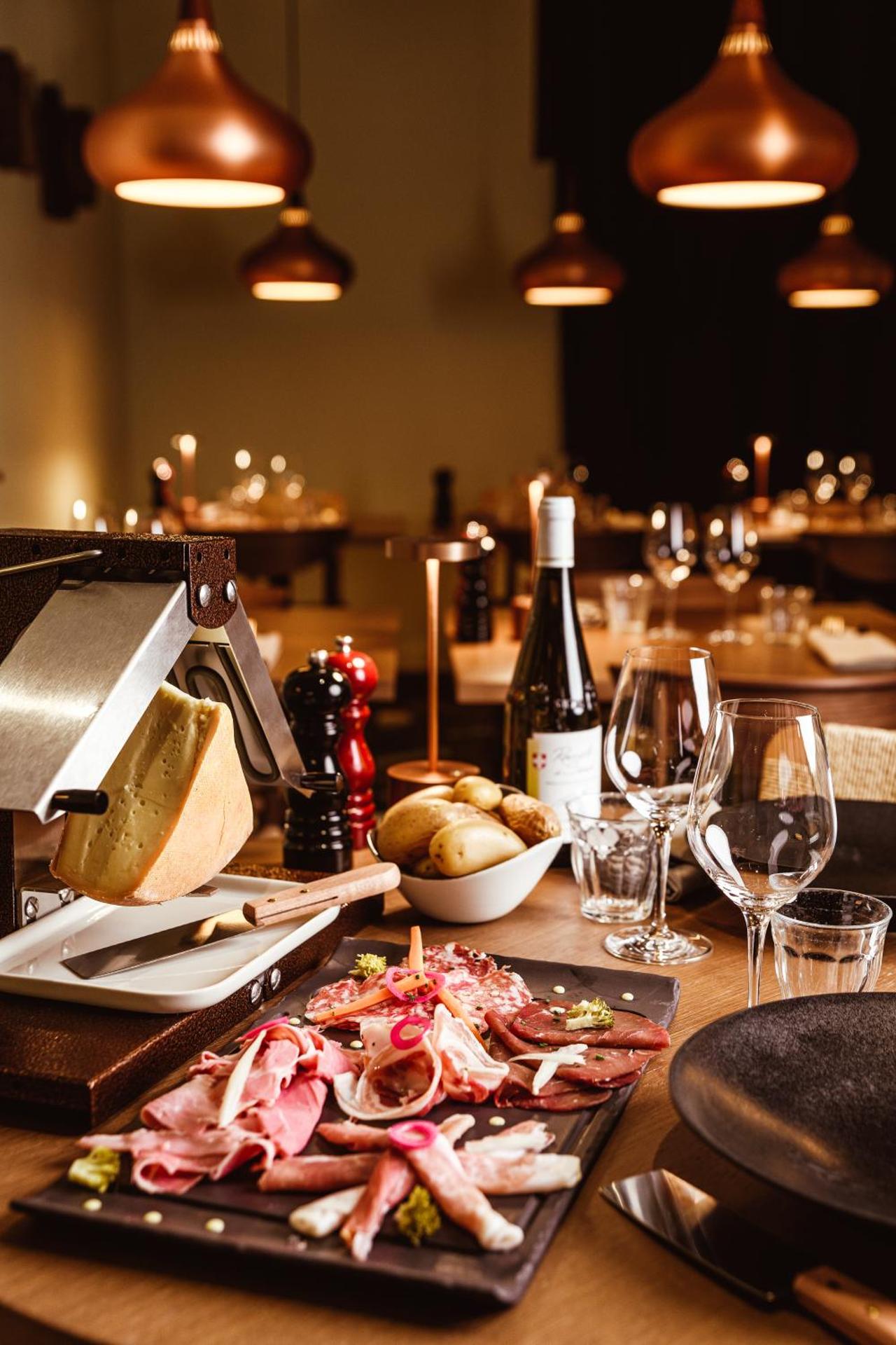 Restaurant/places to eat