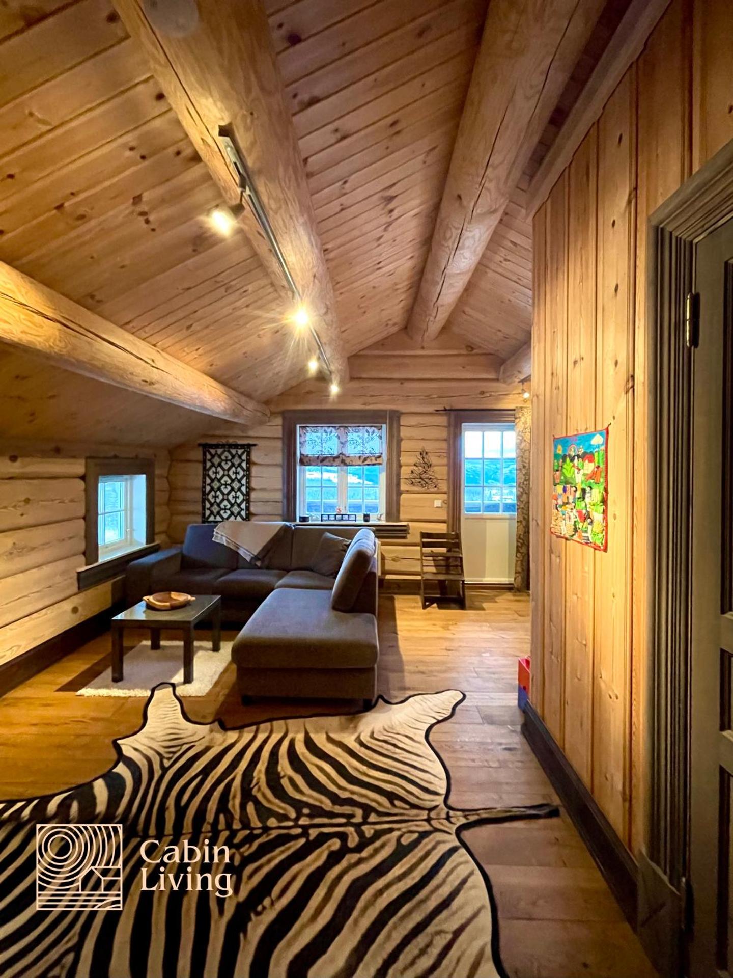 Luxury Cabin at Nesfjellet with sauna, bbq, close to ski & golf