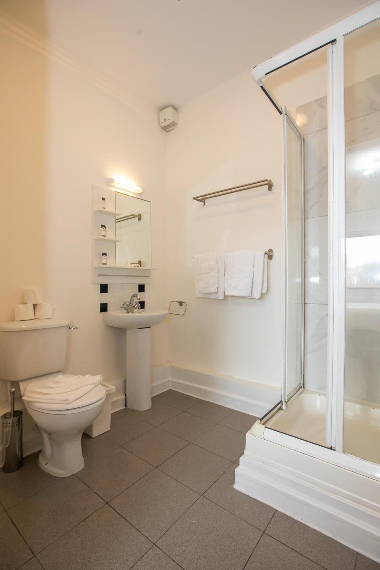 IFSC Townhouse Apartments