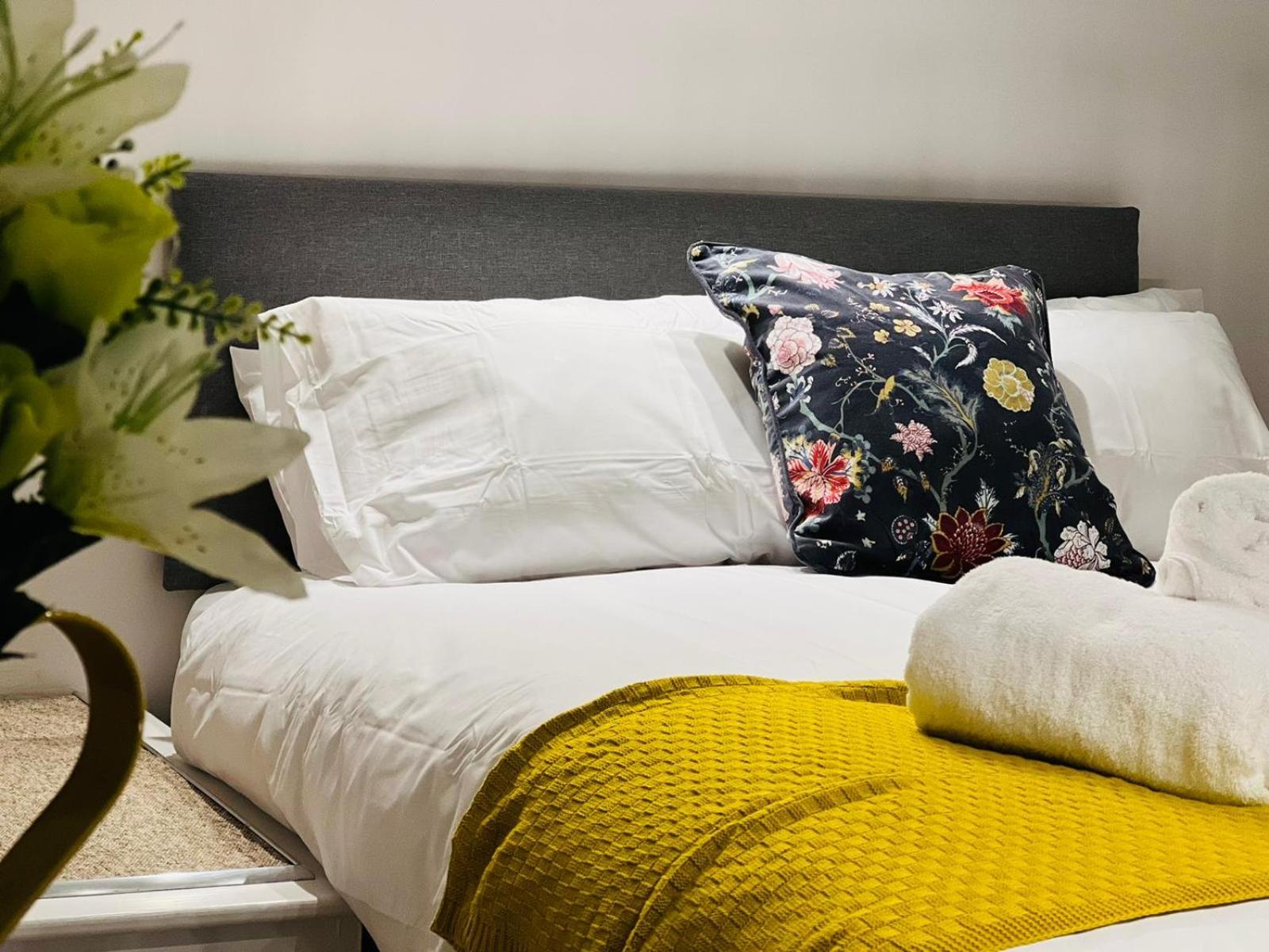 Apartment 8 Sullivan House