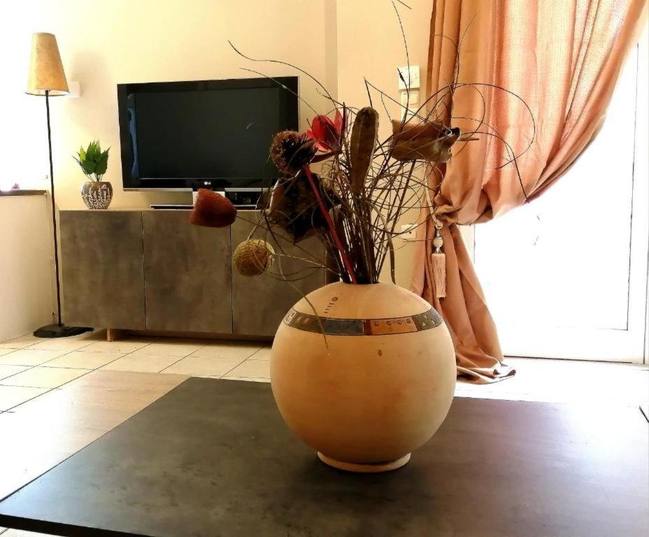 Odyseia Apts ΙI at the Center of the City & Old Town