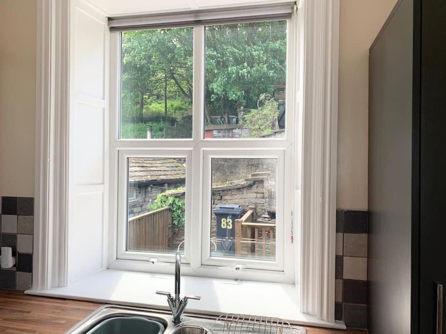 Artist Hideaway Main Street Haworth