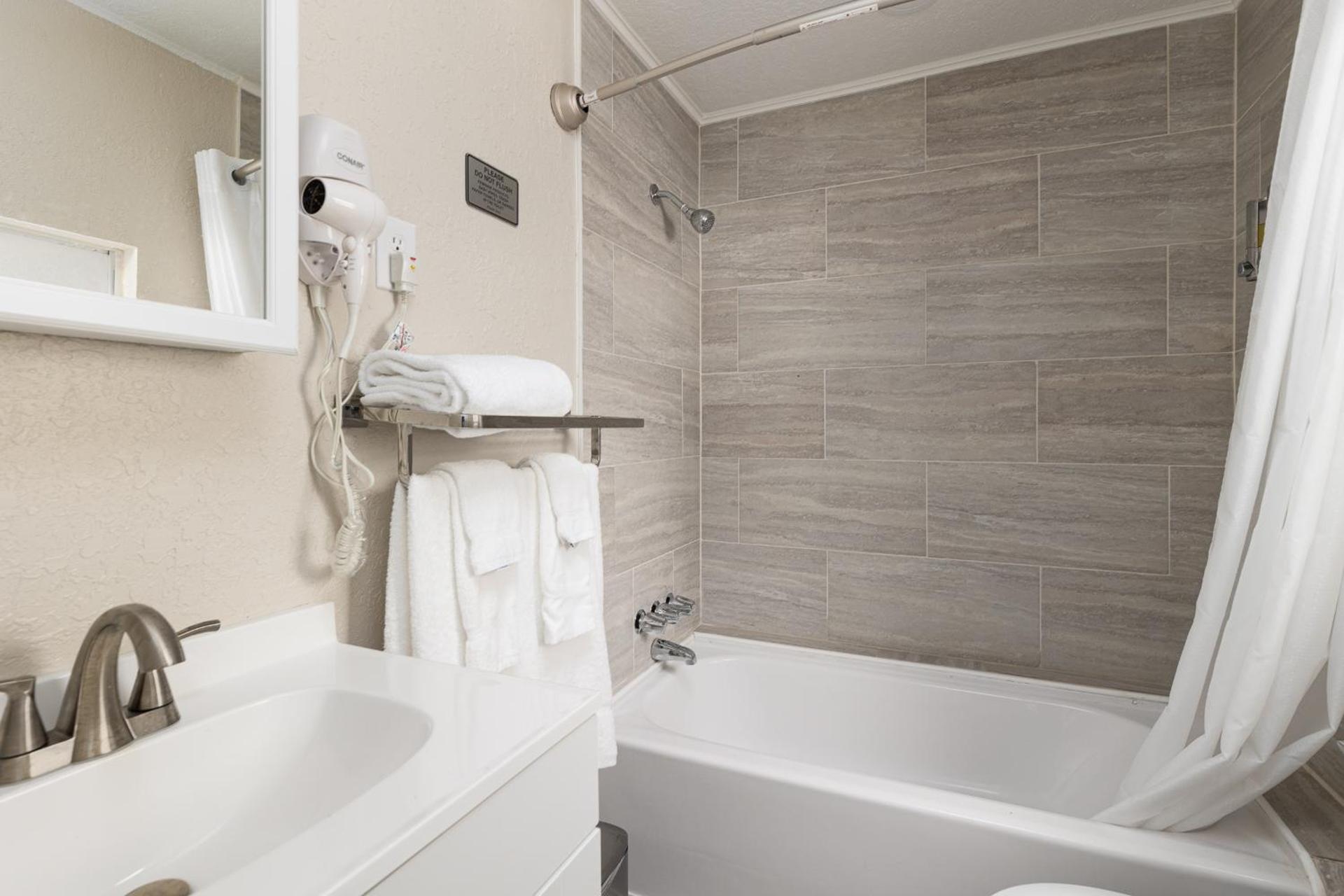 Idlewild Lodge and RV Park