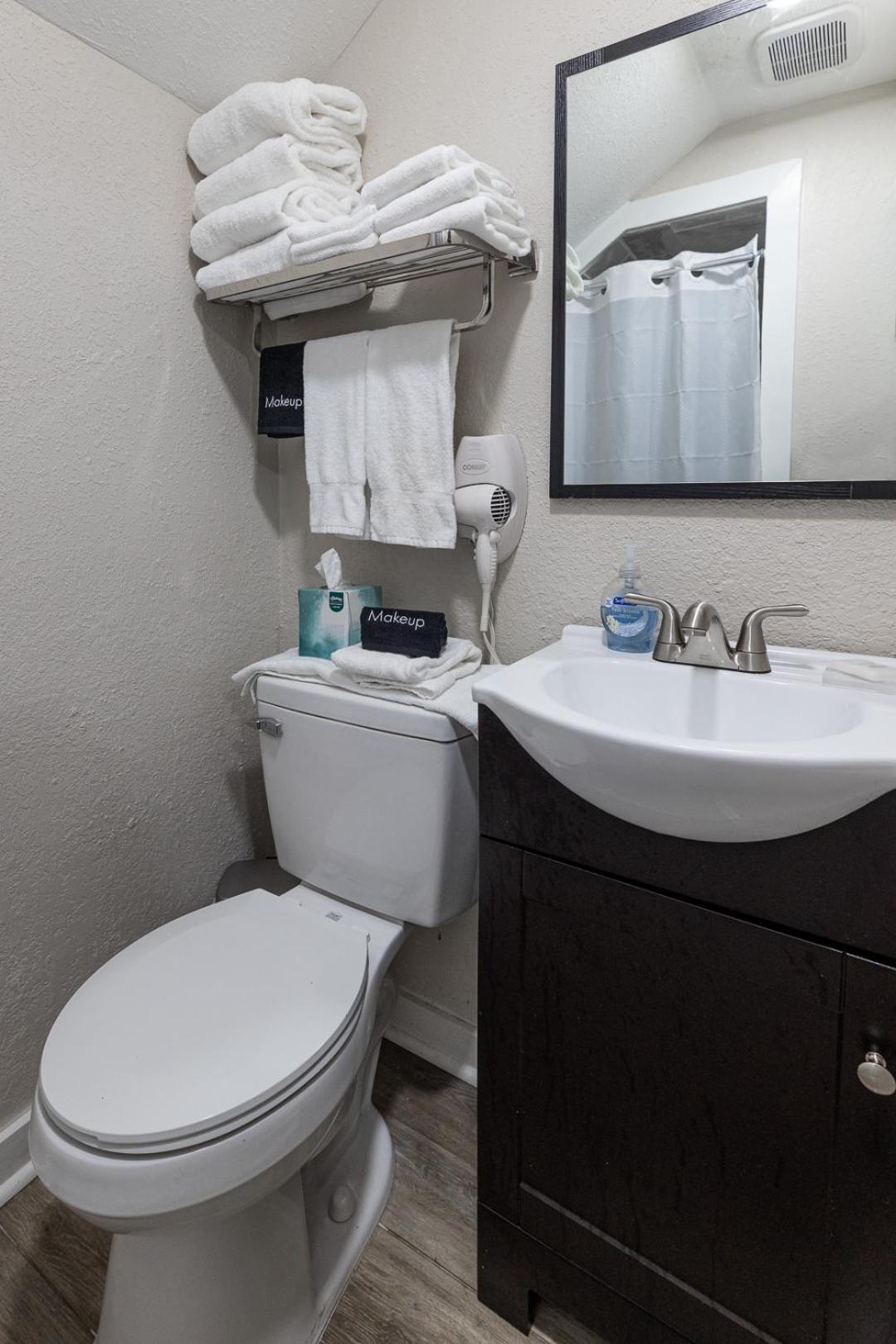 Idlewild Lodge and RV Park