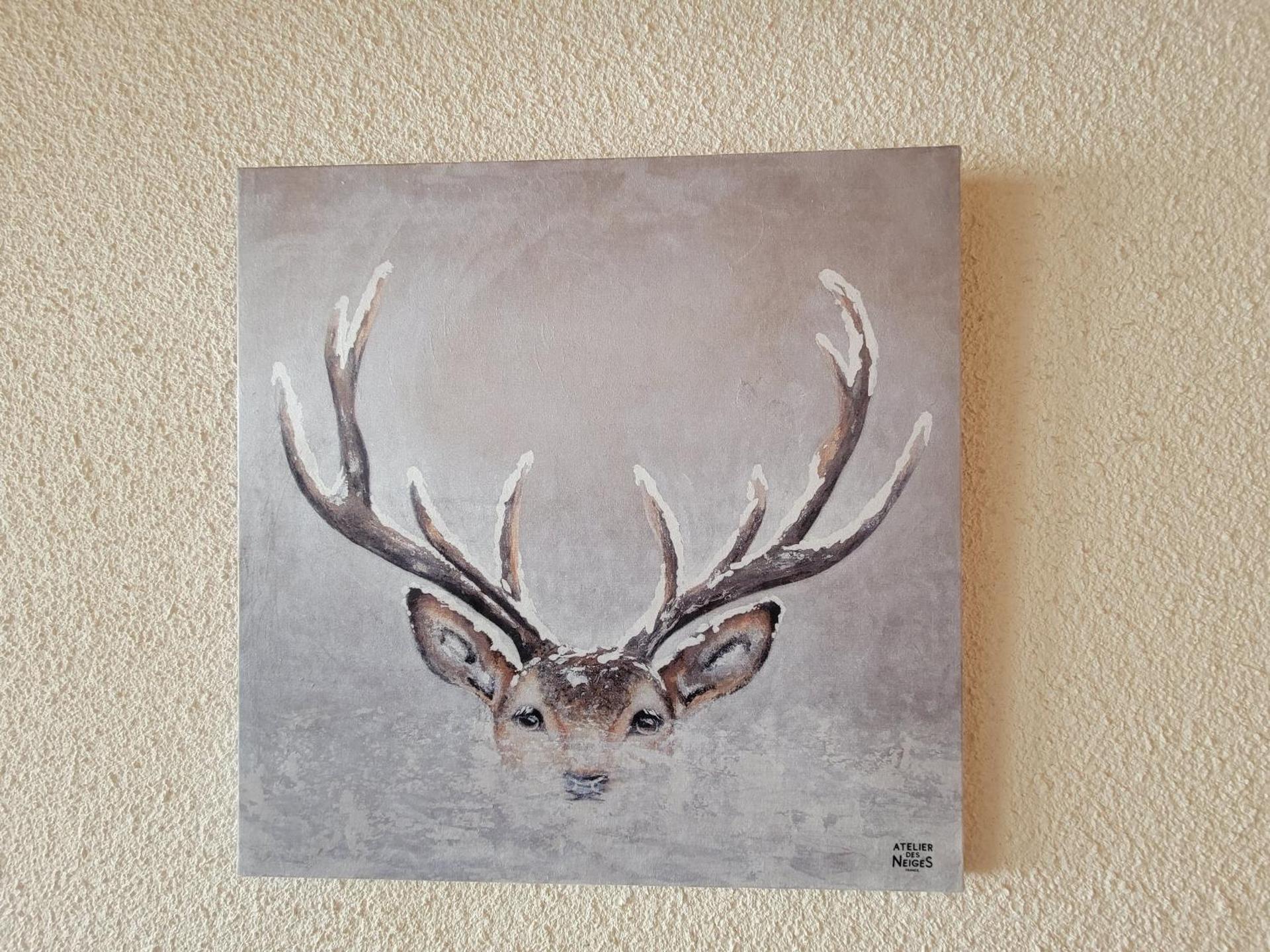 "Miramonte" appartement avec terrasse vue montagne et parking privatif sous-sol, à proximité immédiate des pistes, cœur de Vars les Claux, secteur point show avec commodités et piscine chauffée de plein air