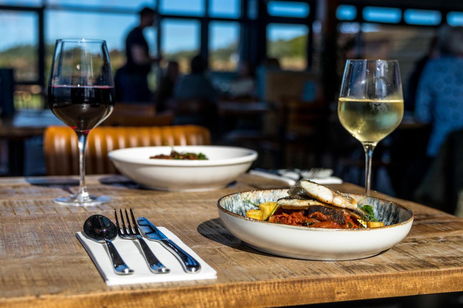 Restaurant/places to eat