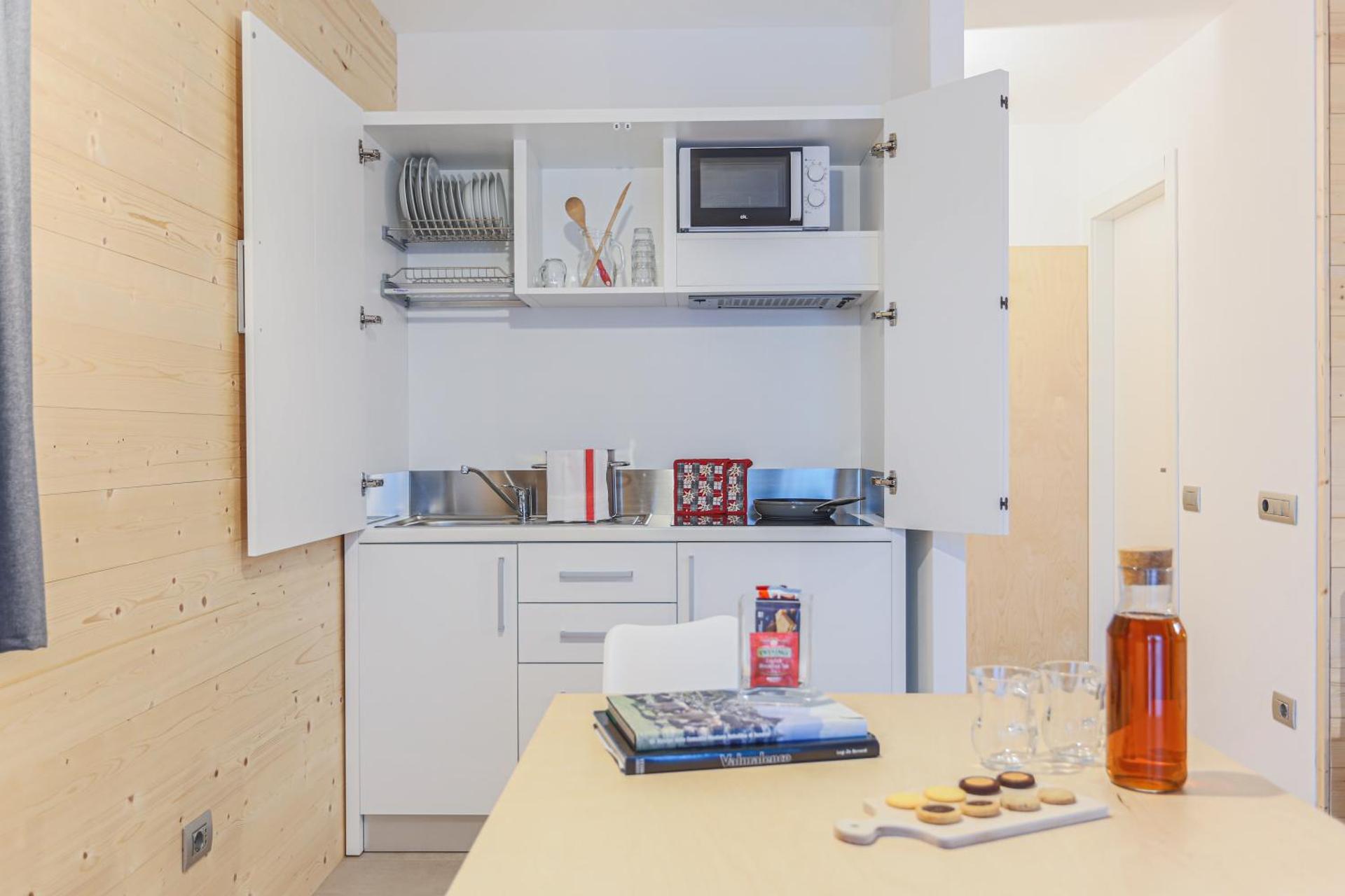 Kitchen or kitchenette