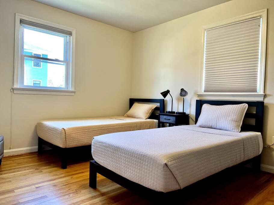 NEW 3 BRD Modern Urban Gateway