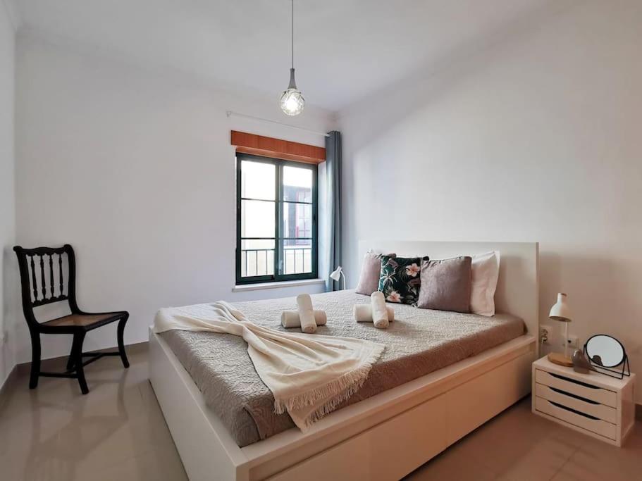 Downtown Apartment (center)