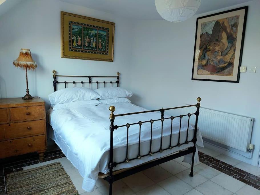 Stunning apartment set in private native woodland