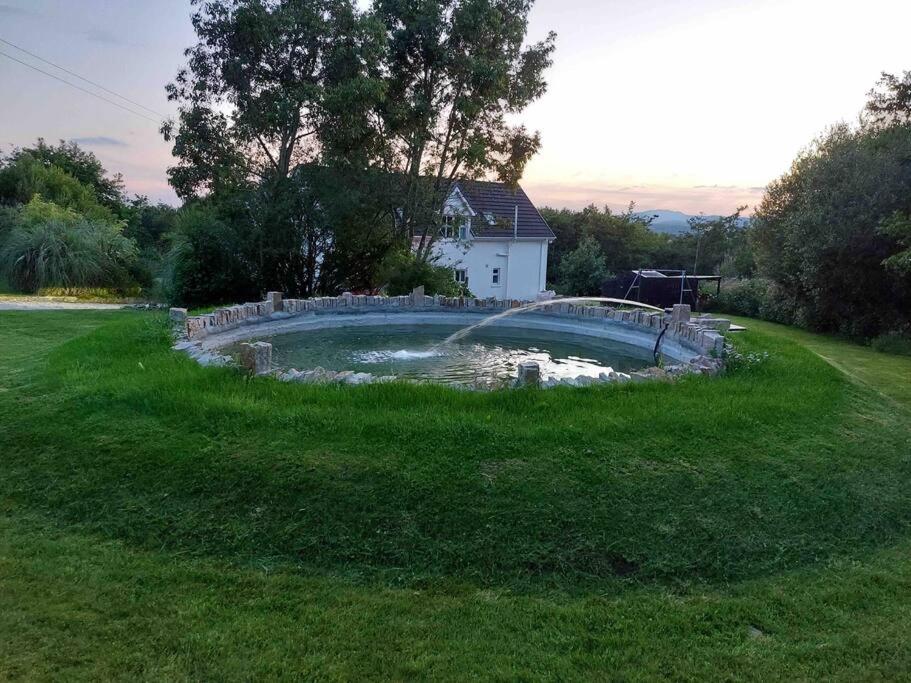 Stunning apartment set in private native woodland