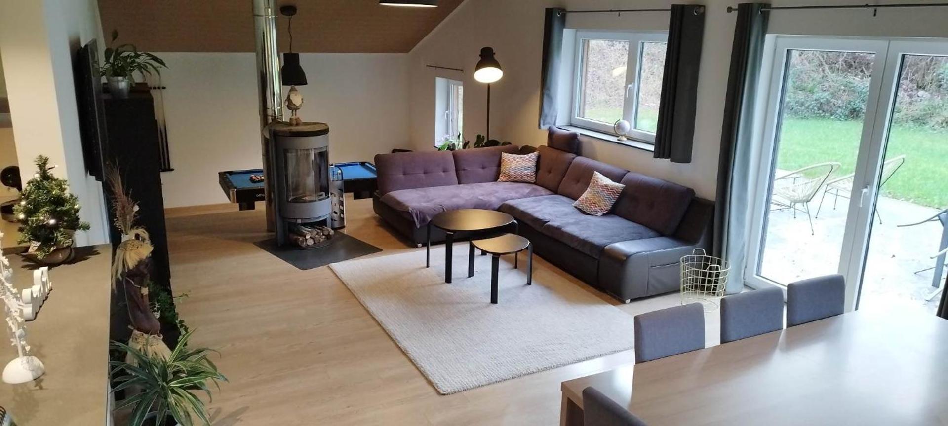 Communal lounge/ TV room