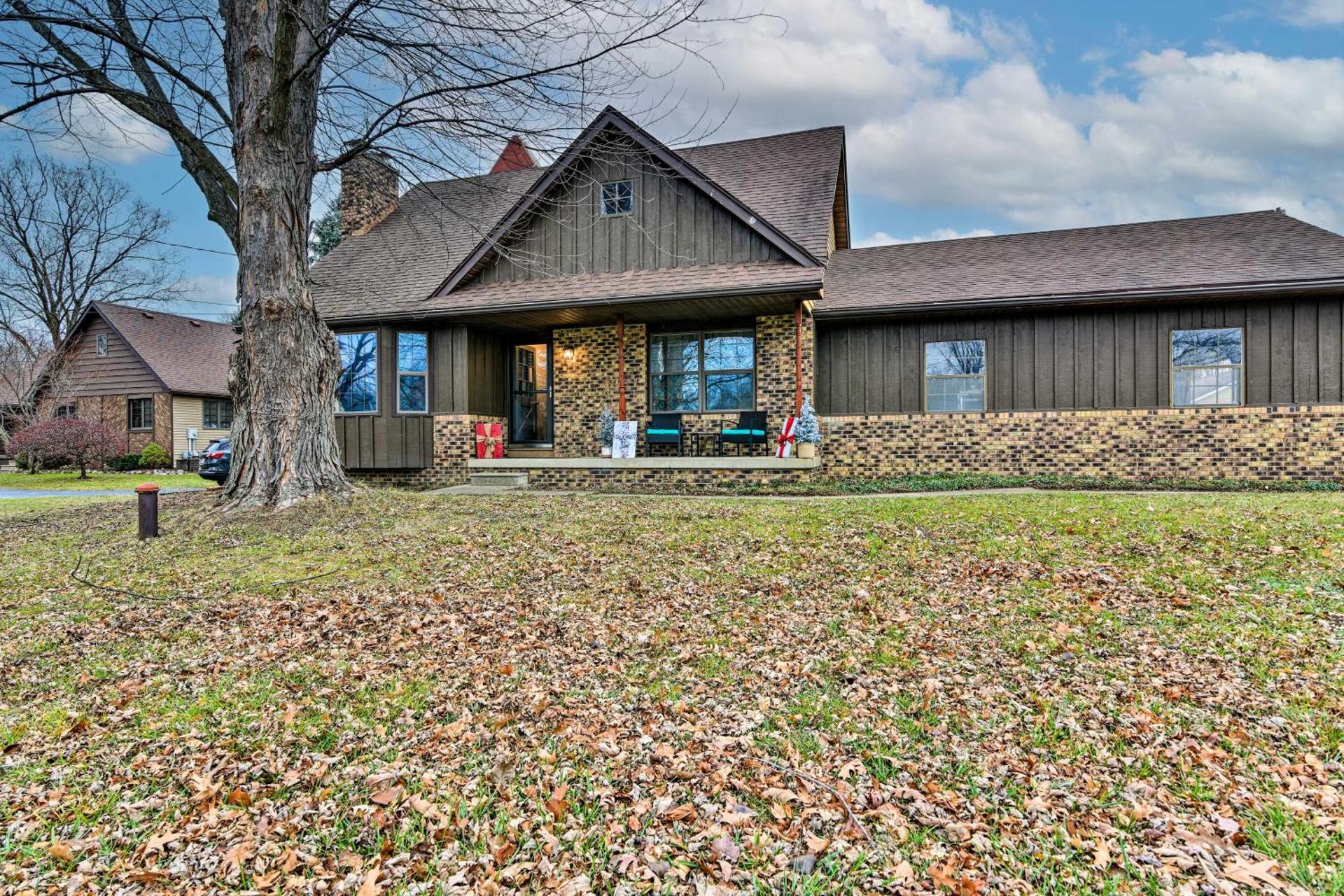 Clio Apt on 3 Acres, 14 Mi to Frankenmuth!