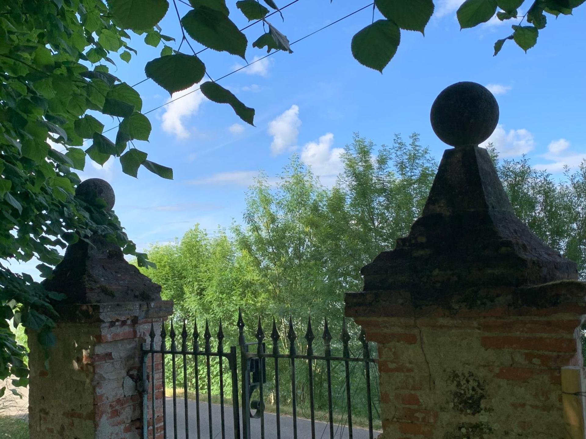 Chambre d'hotes et Table d'hotes Domaine de la terrasse SAS et Gite ANDA Montauban