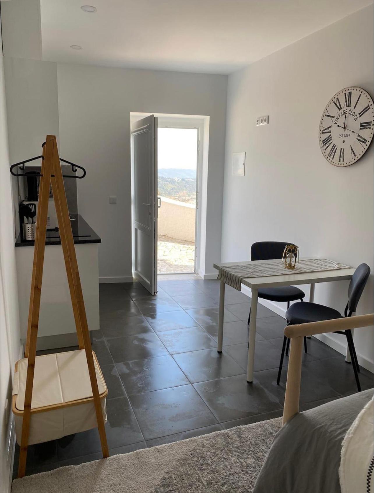 DDM Studio - O paraíso do Sítio da Nazaré