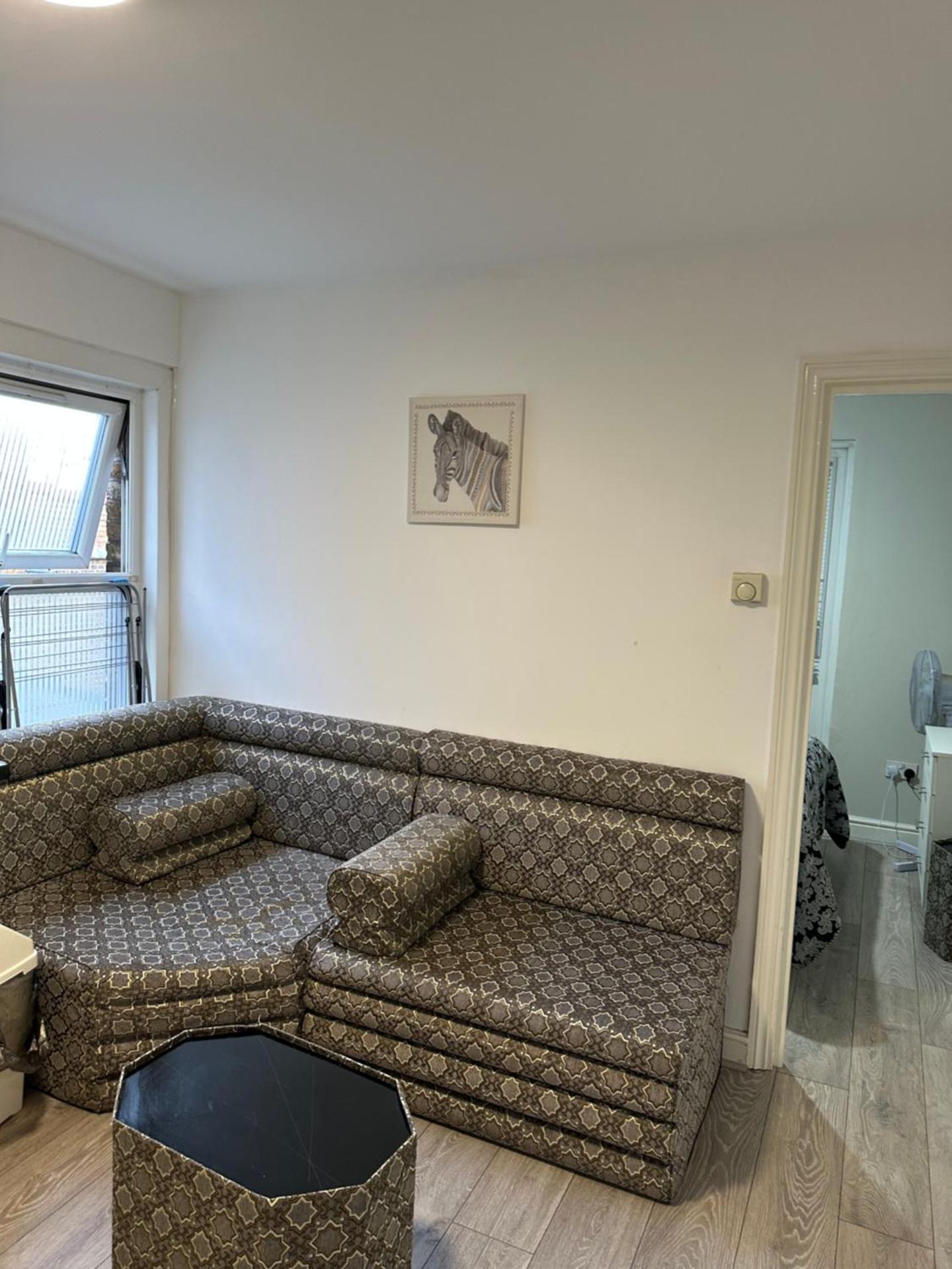 Beautiful Hoe Street First Floor one bedroom apartment B Walthamstow