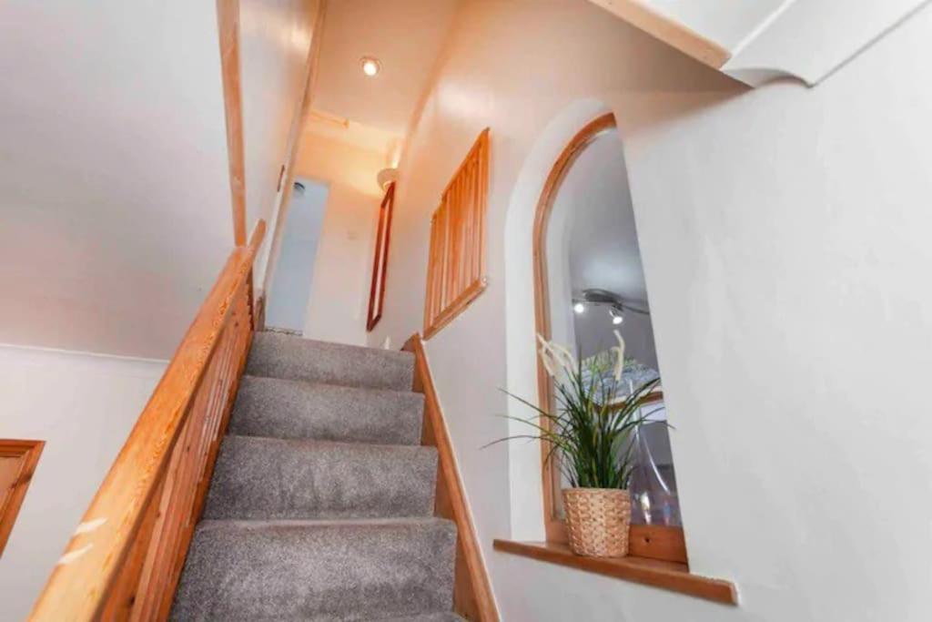 Cosy Heather Cottage