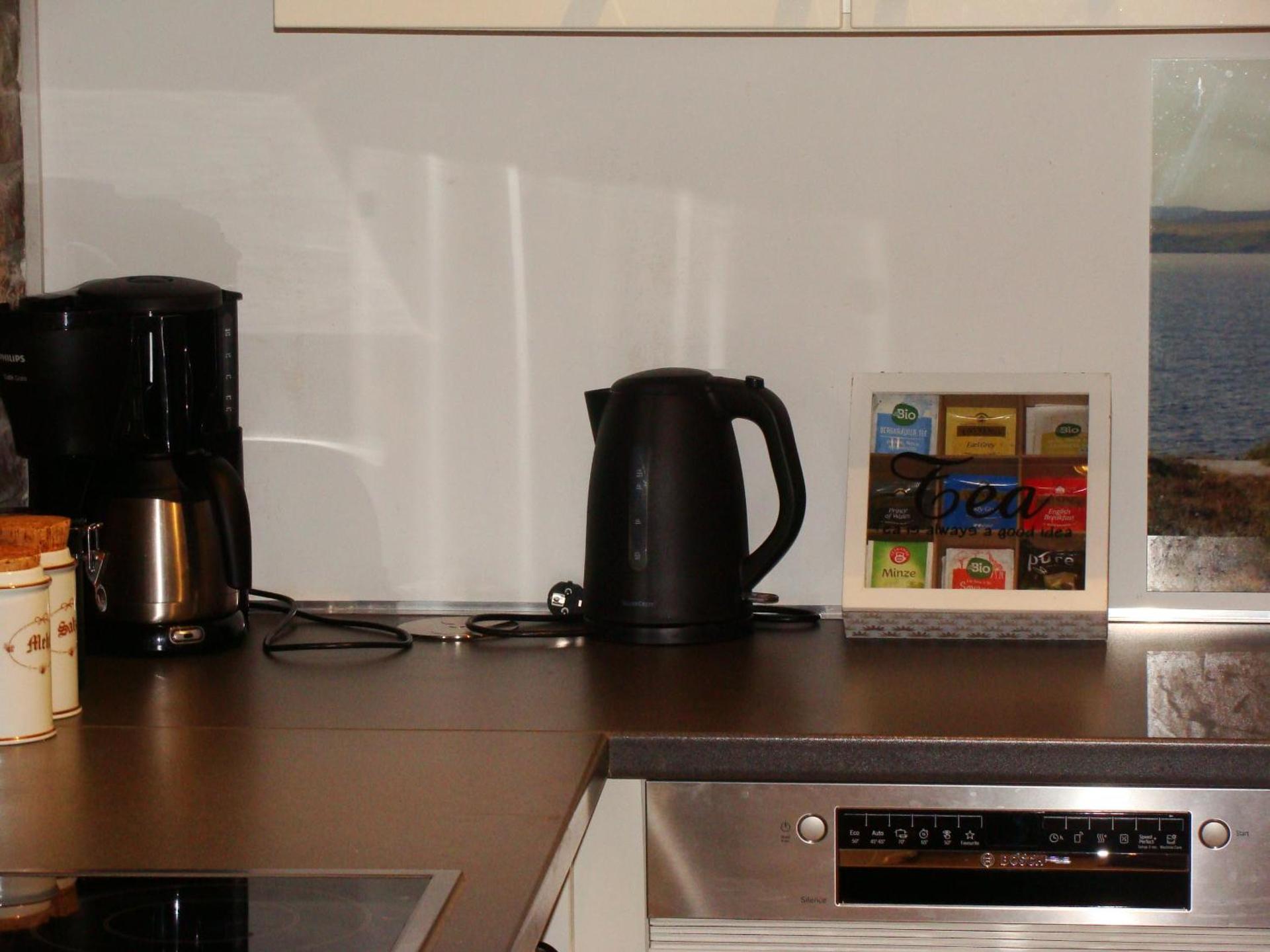 Coffee/tea facilities