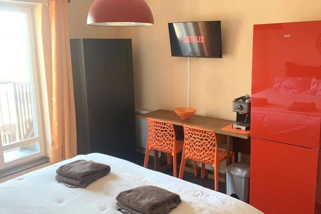 Studio calme, Grand parquet,Chateau,INSEAD