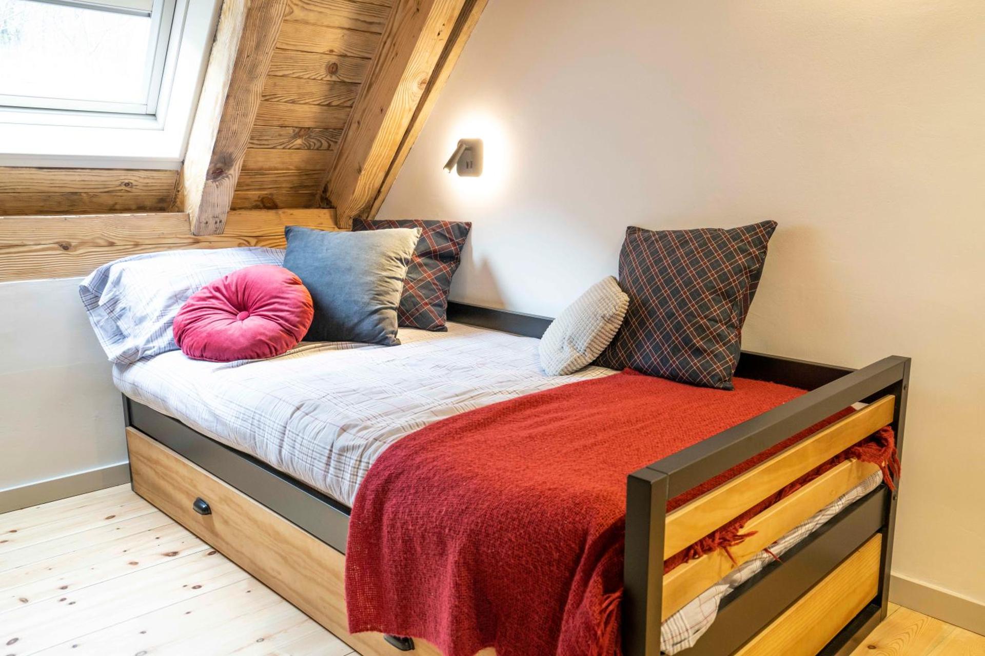 Muntanyó Luxury Lodge con sauna, parking y guardaesquis en Ruda