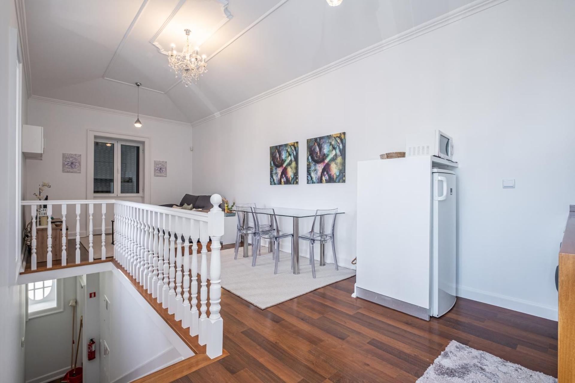 City View - By Wehost