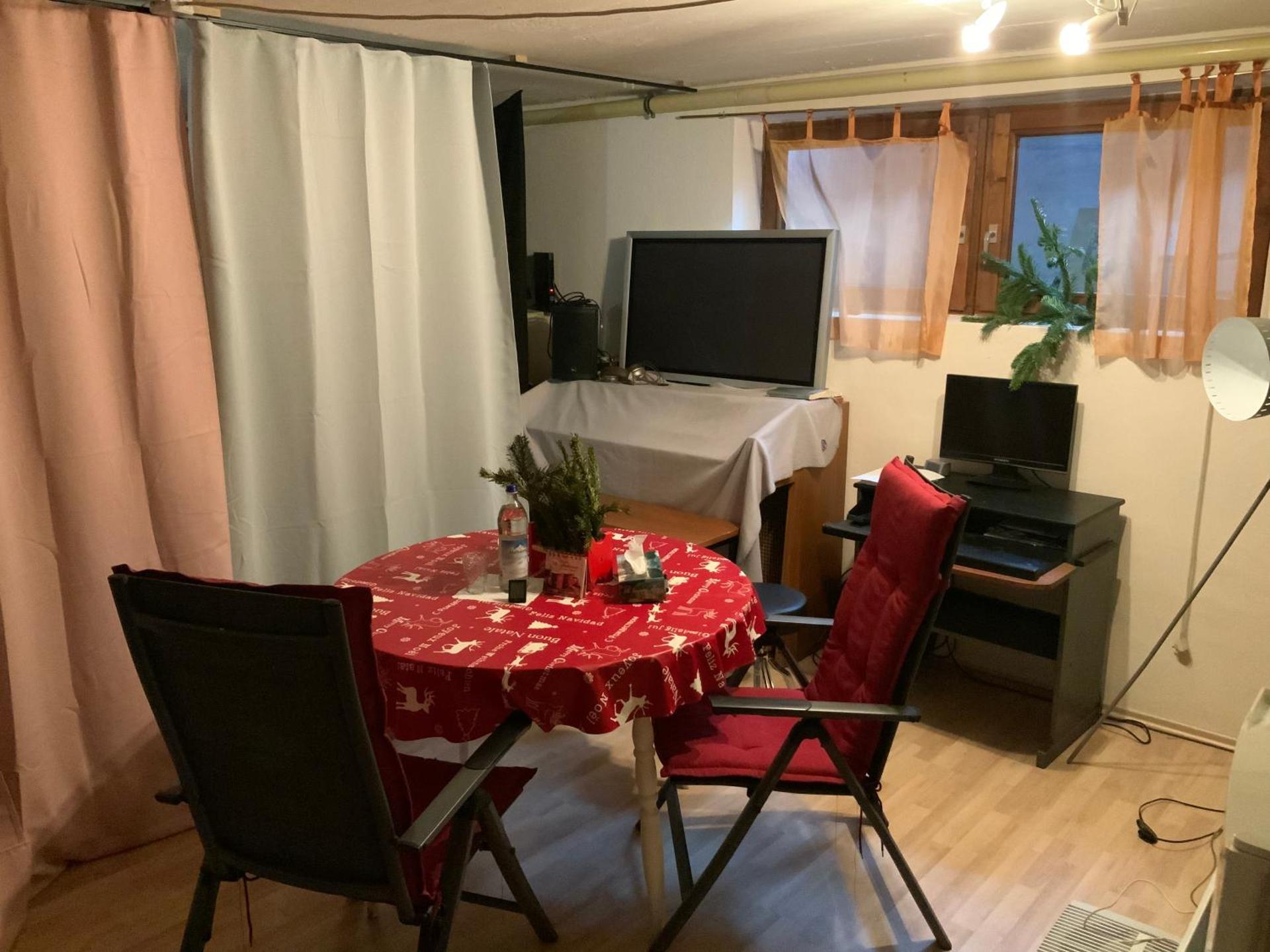 Schöne Wohnung mit Balkon Non-Smoking