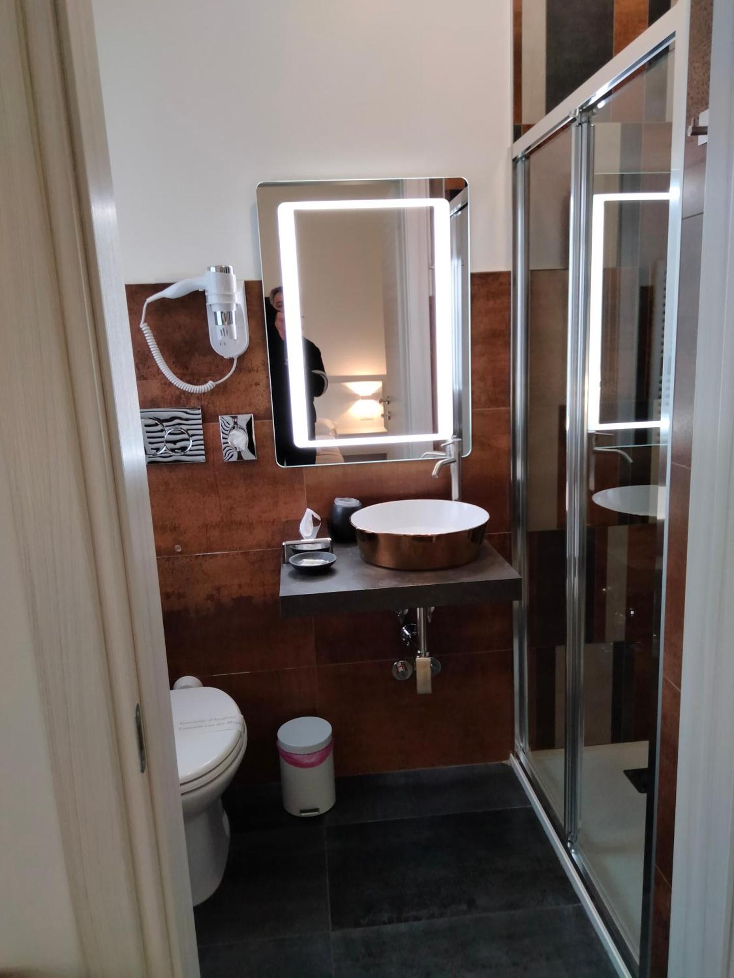 Double or Twin Room with Private Bathroom