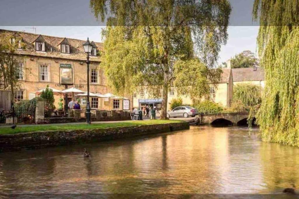 Charming Cottage in Heart of Bourton-on-the Water